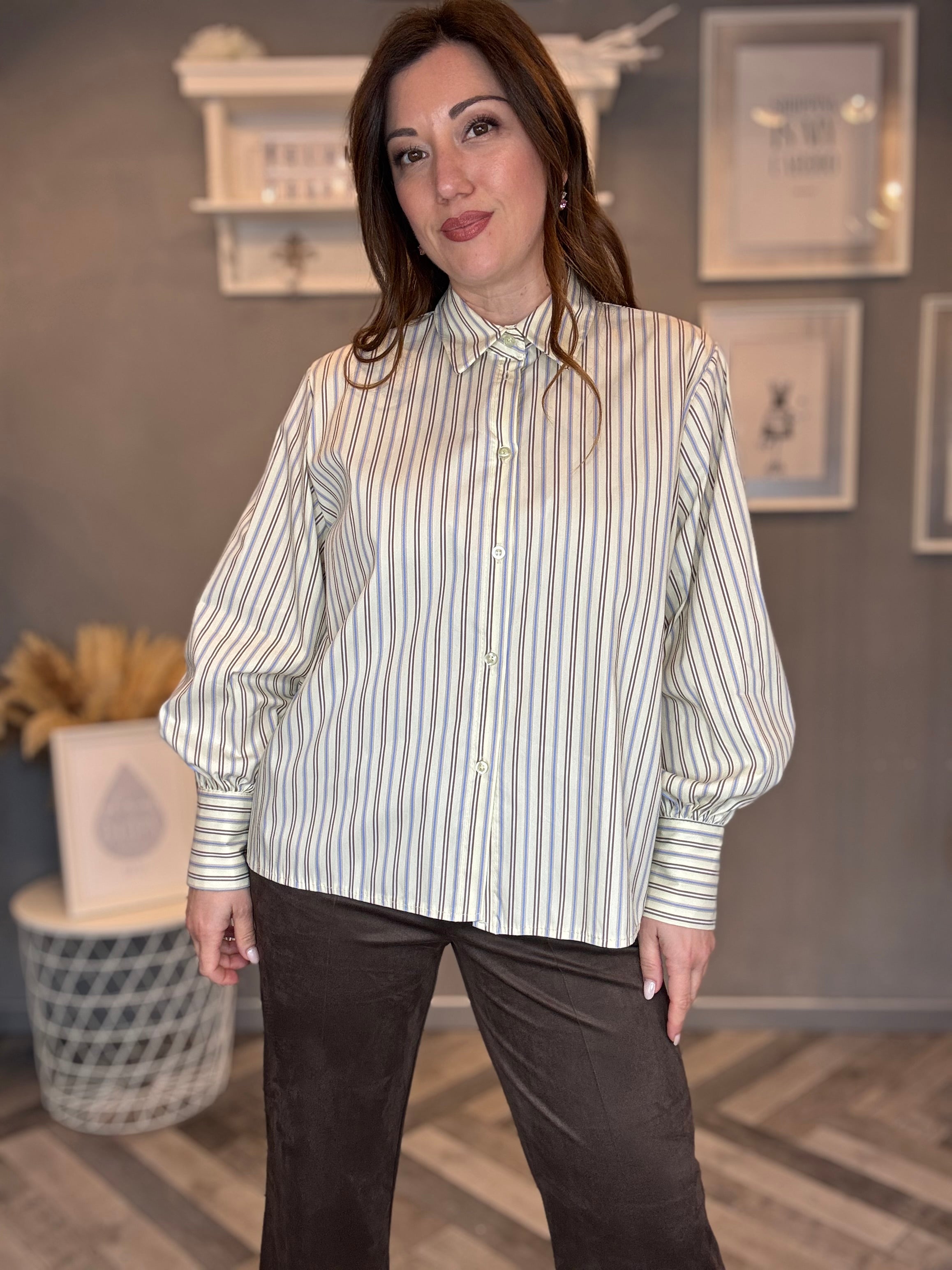 Camicia giallo pastello bacchetta celeste e moro