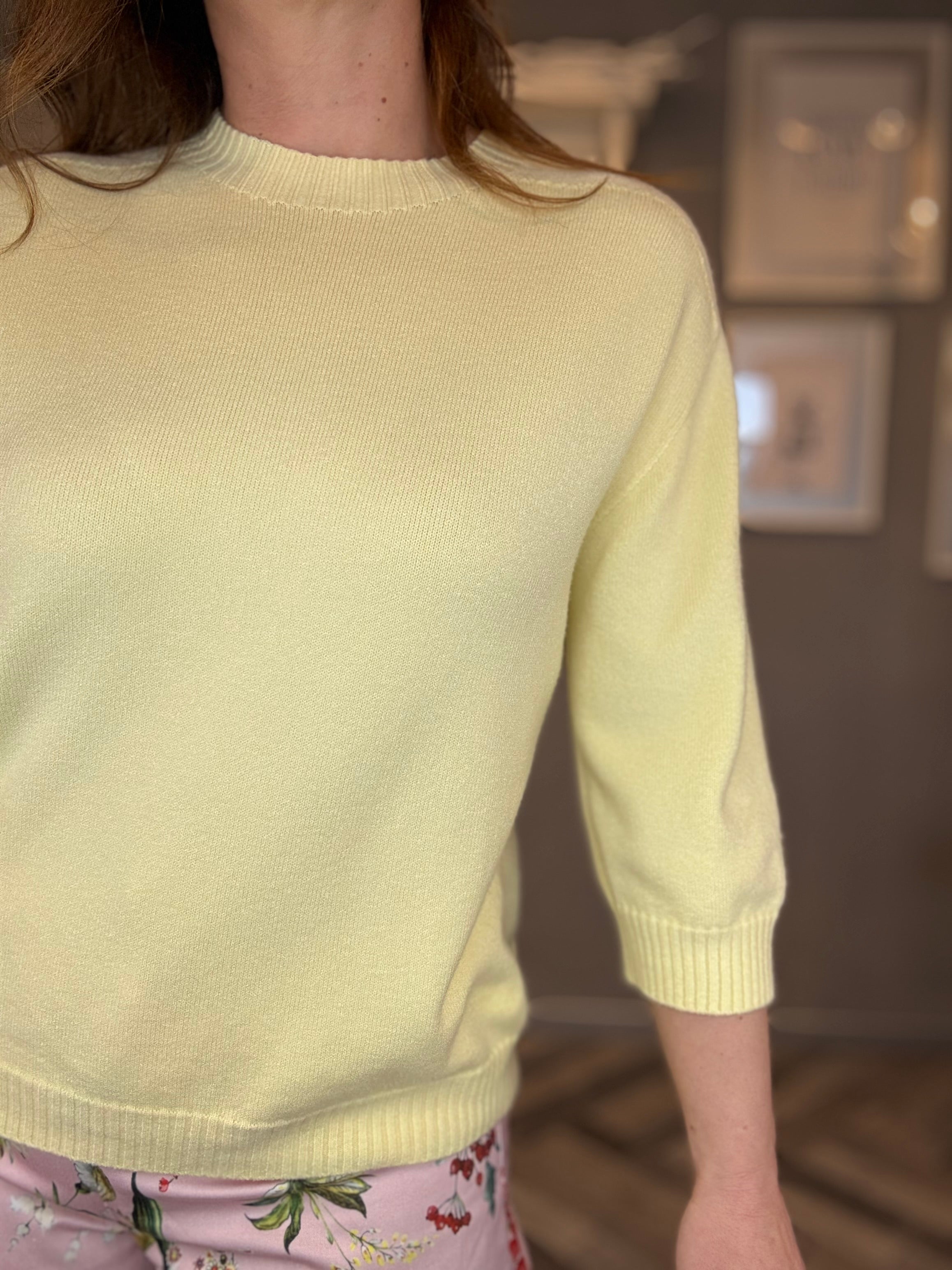Maglioncino Essenza giallo pastello
