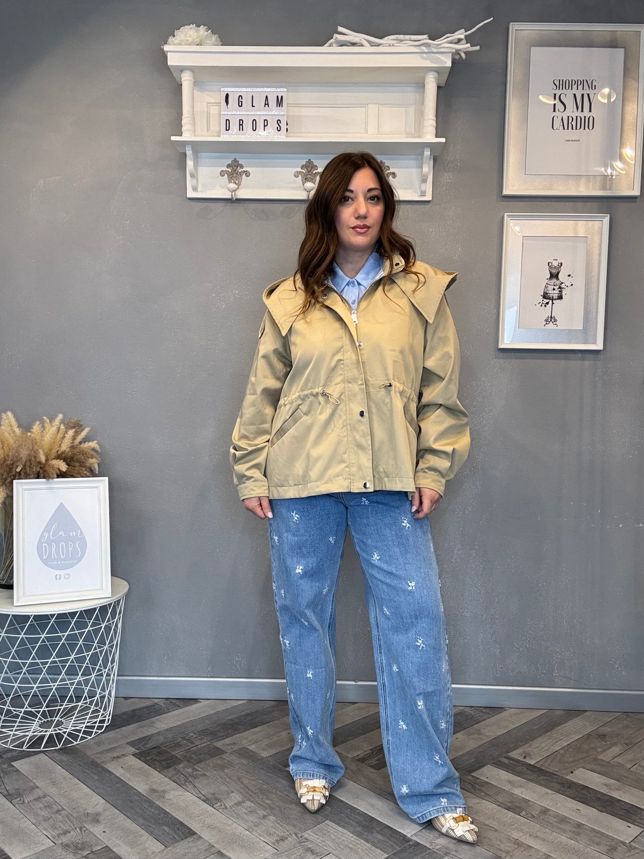 Lumina jeans con ricami floreali