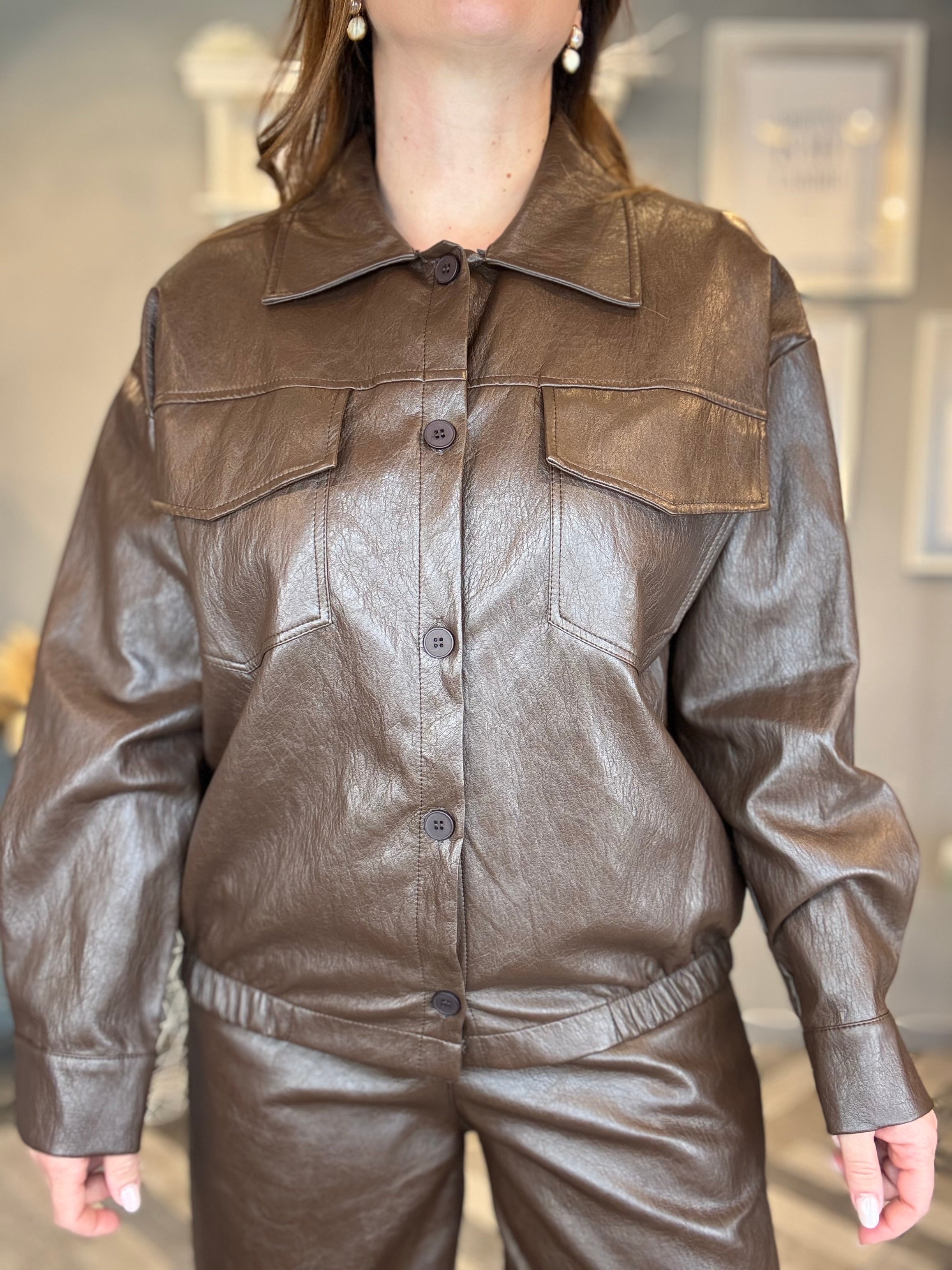 Giacca camicia ecopelle cioccolato