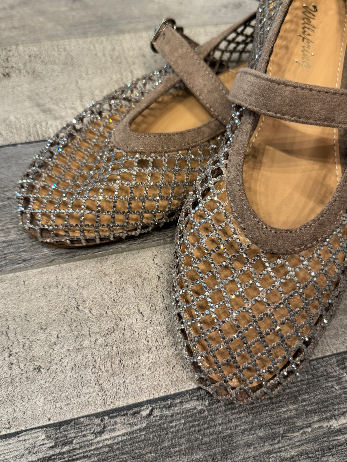 Ballerine a rete con strass tortora