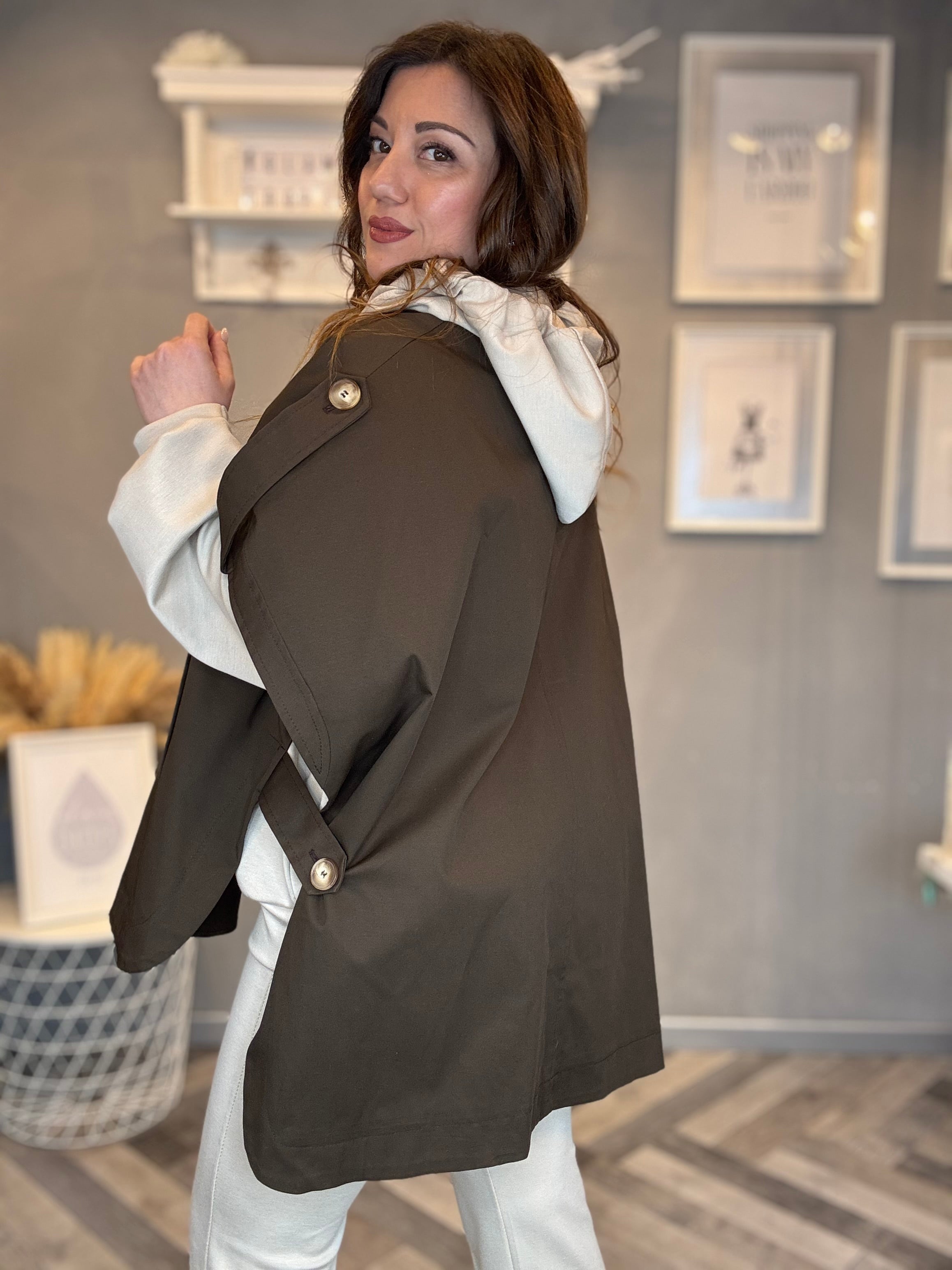 Trench smanicato gilet moro