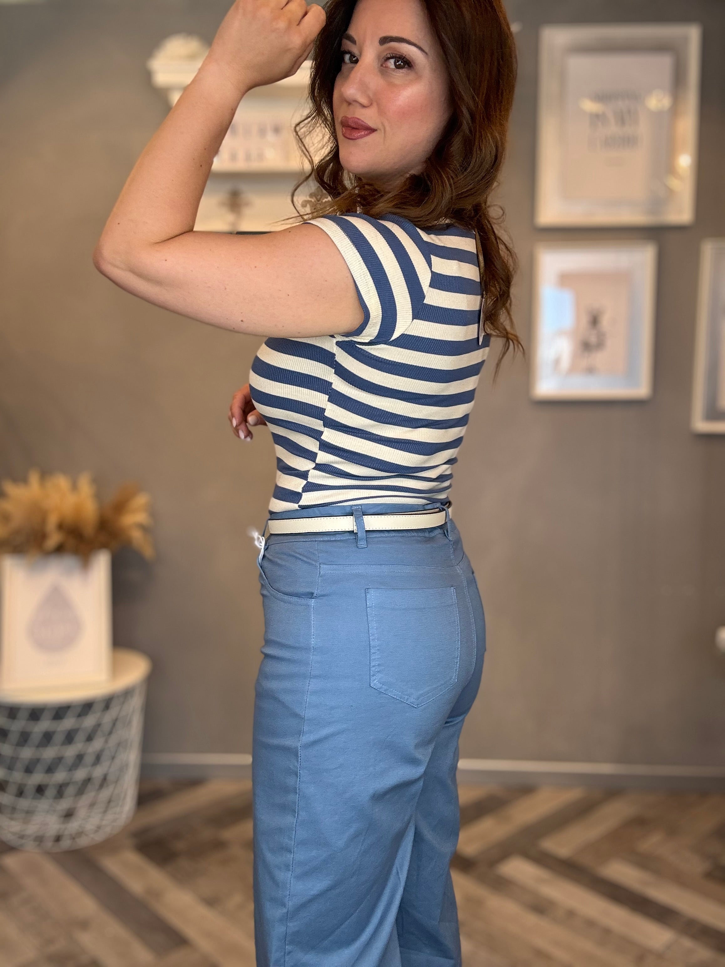 Pantalone wide leg carta da zucchero