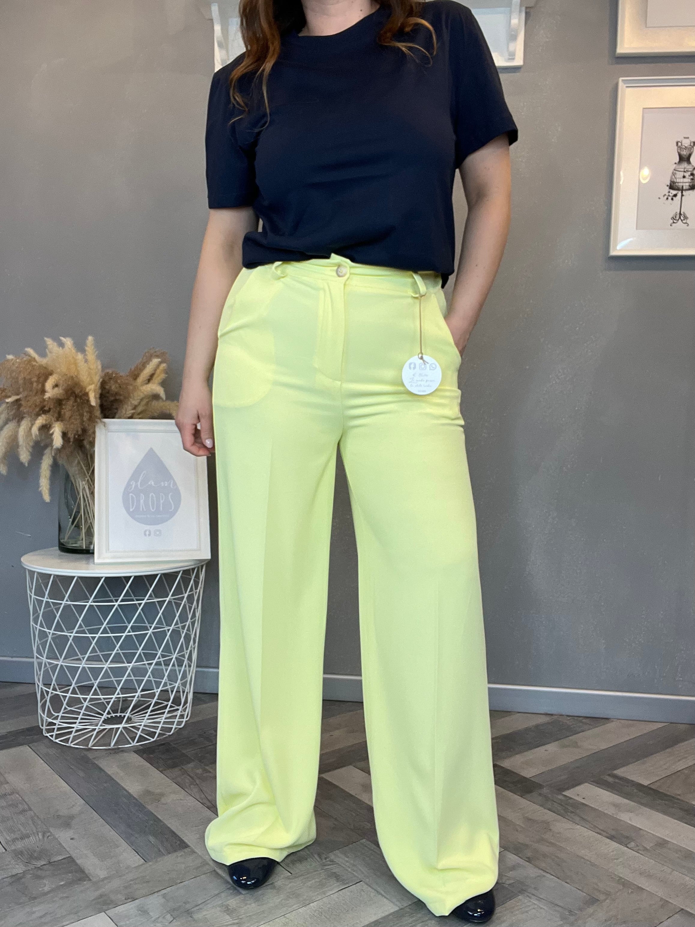 Pantalone a gamba larga a vita alta giallo pastello