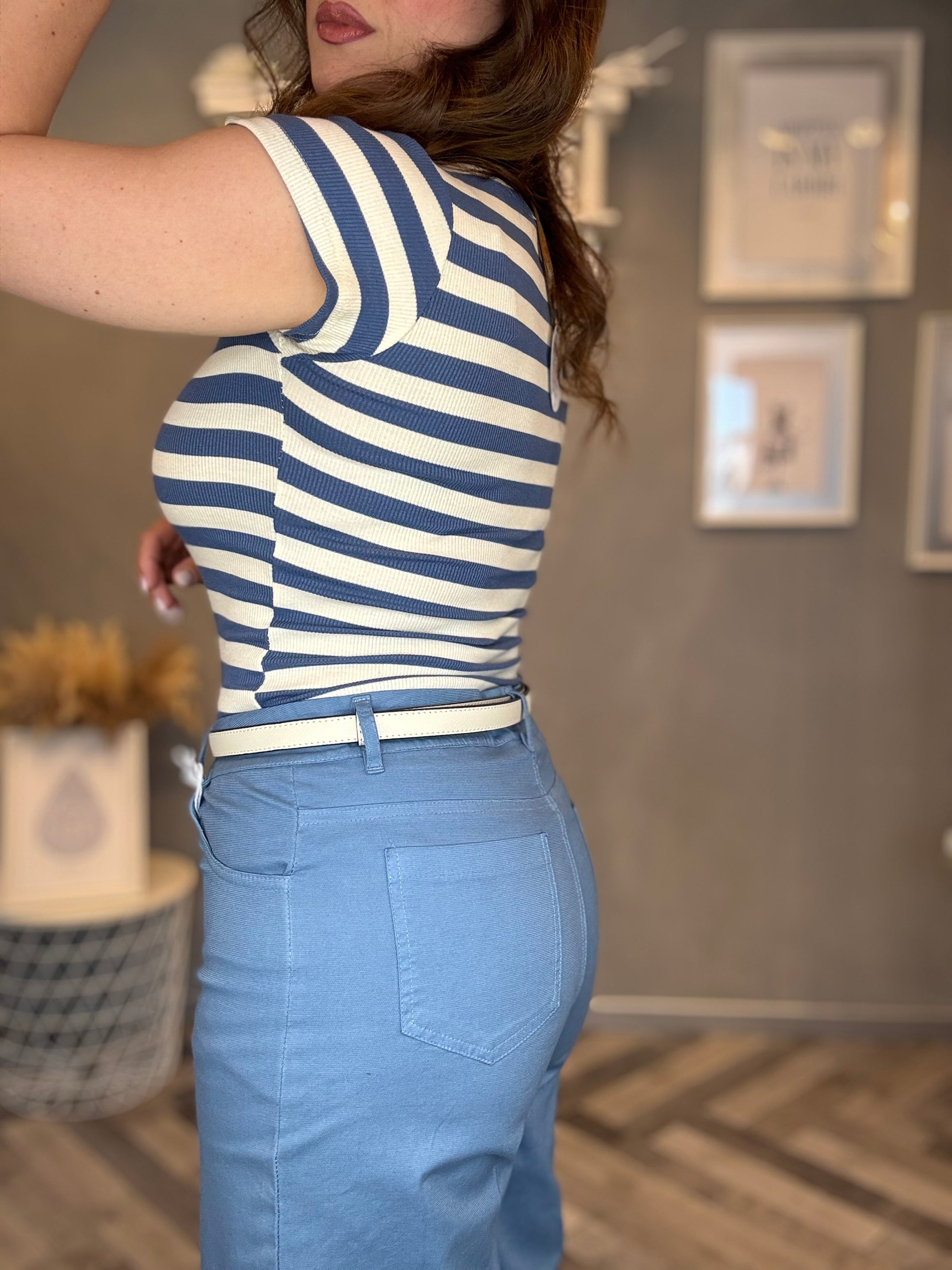 Pantalone wide leg carta da zucchero