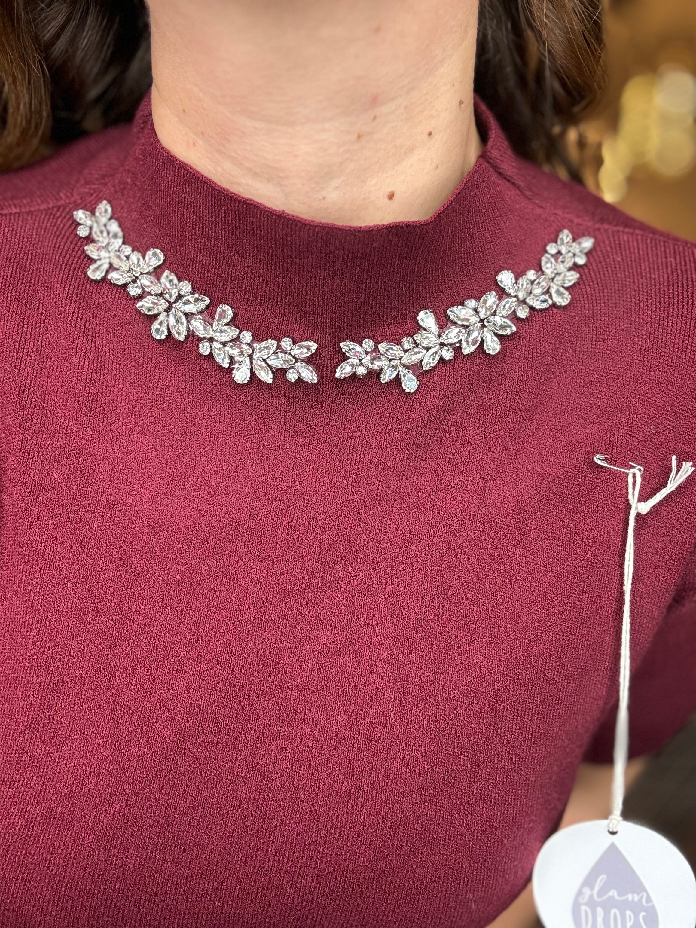 Abito punto Milano cabochon al collo