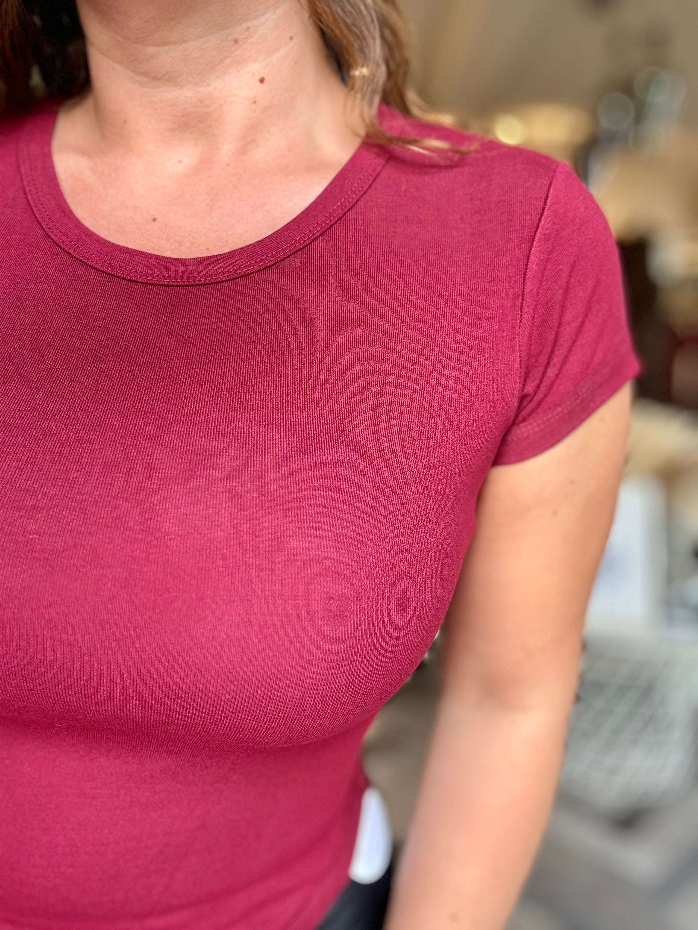 T-shirt elascizzata fondo tondo