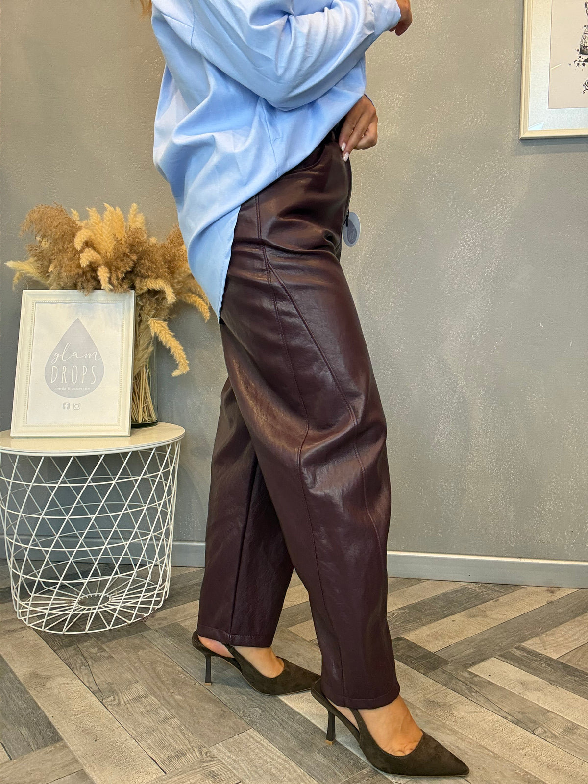 Pantalone ecopelle barrel borgogna
