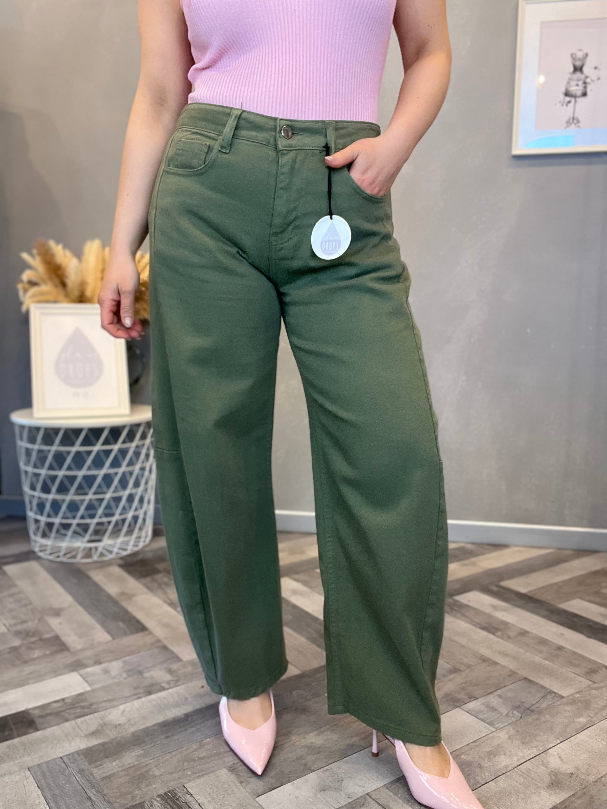Jeans barrel verde militare