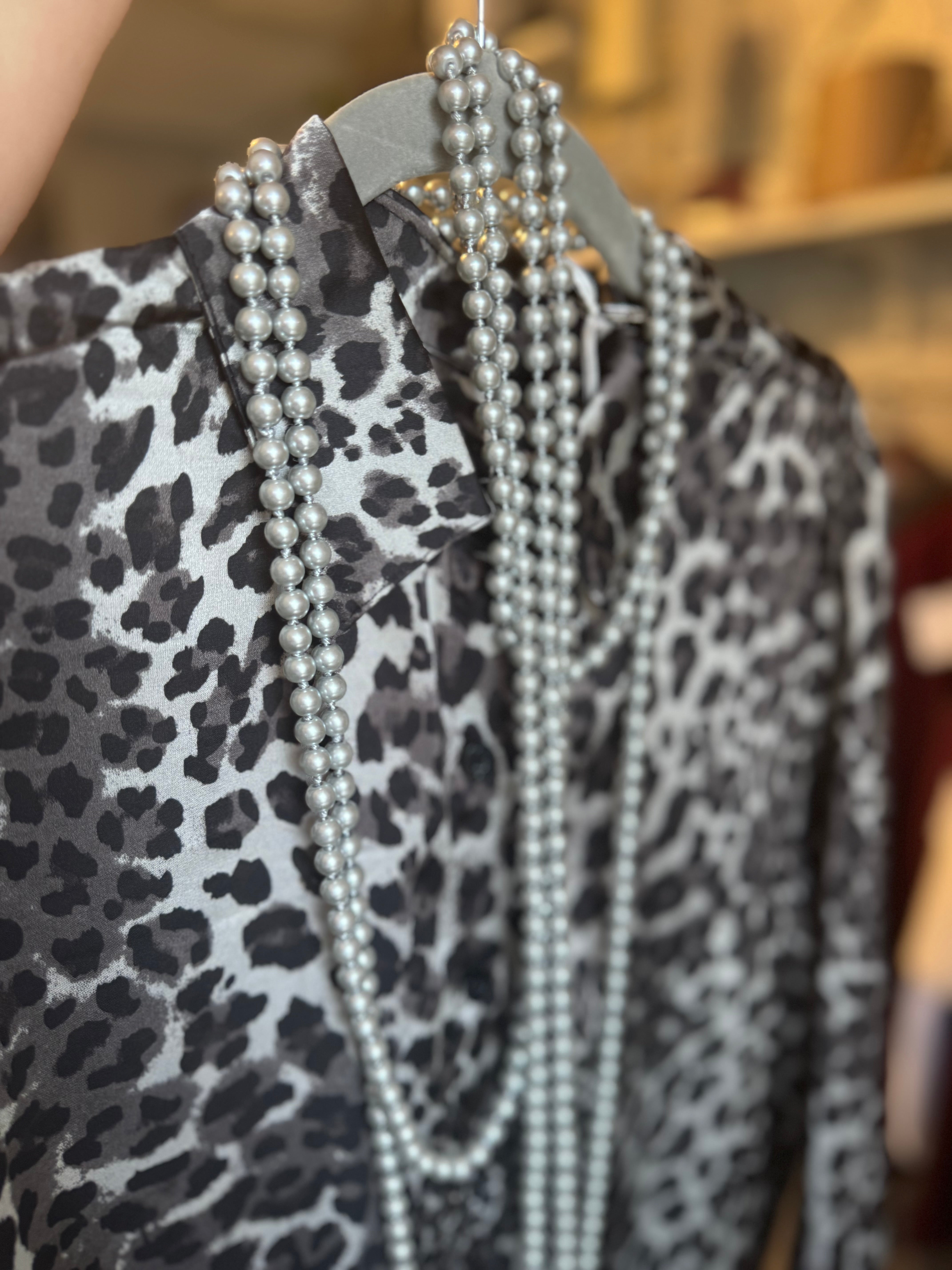 Collana perle a più fili lunga