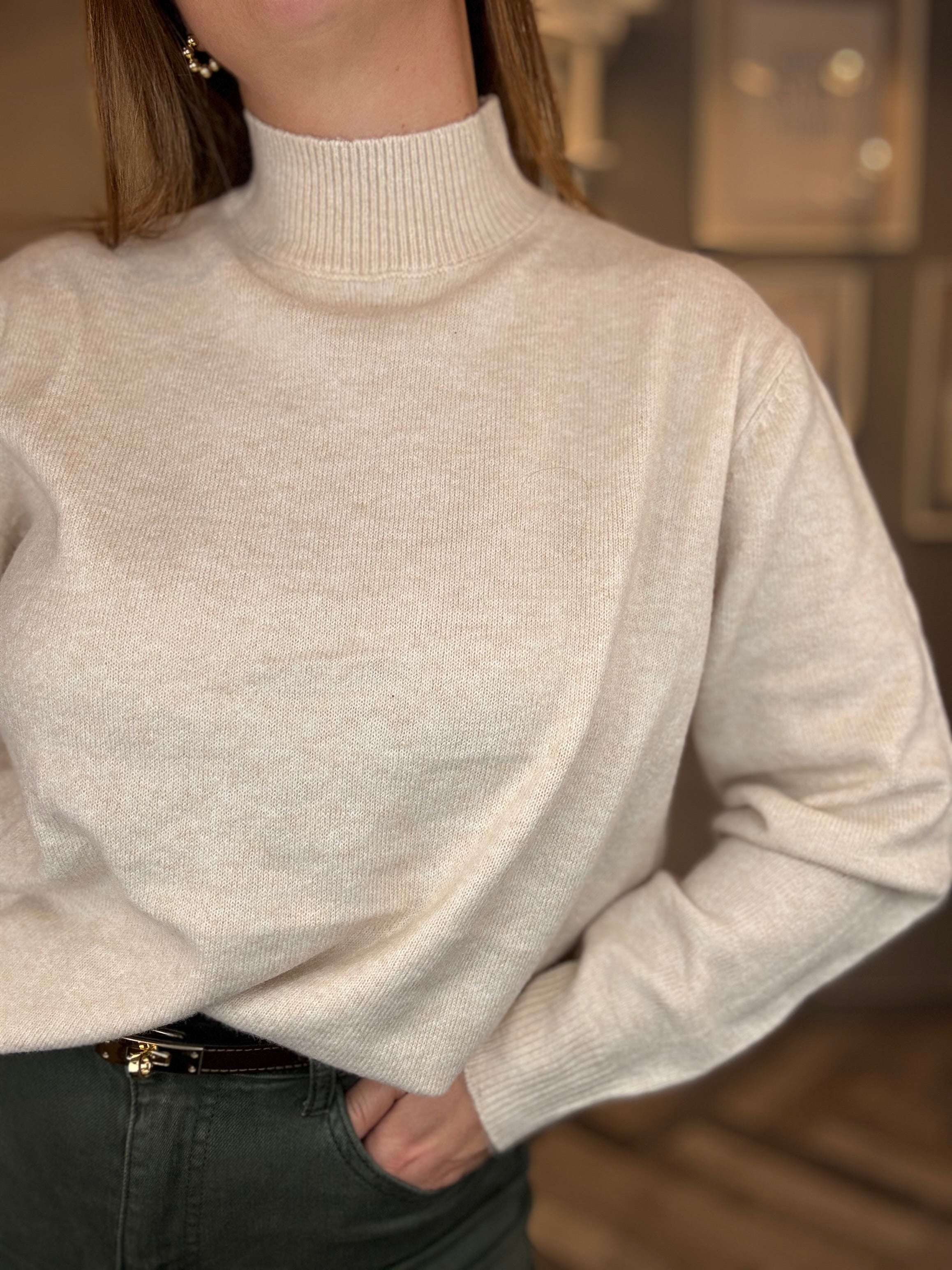 Maglioncino basic mezzo collo sabbia