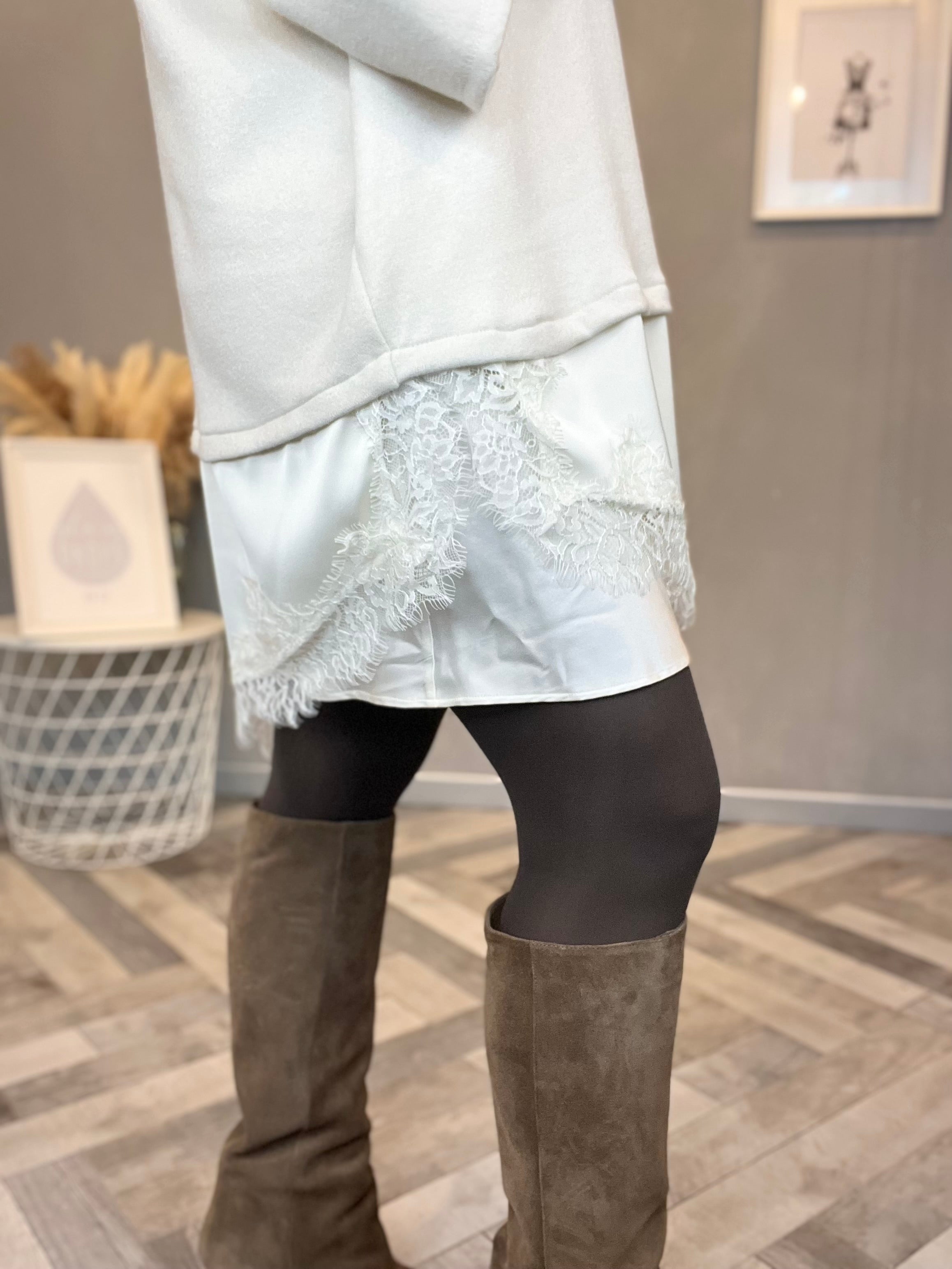 Maxi Maglia con satin e pizzo panna