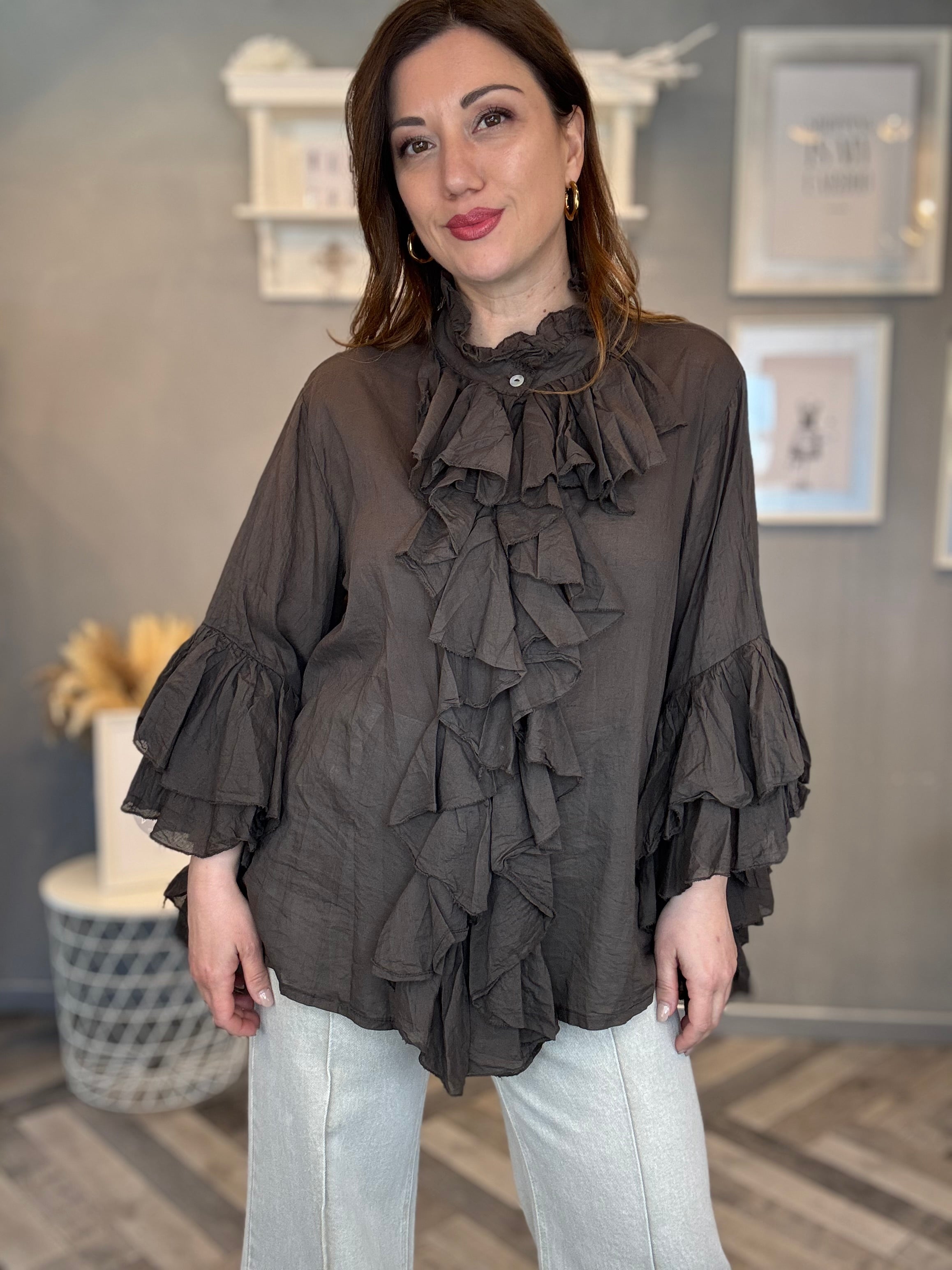 Blusa camicia volant moro