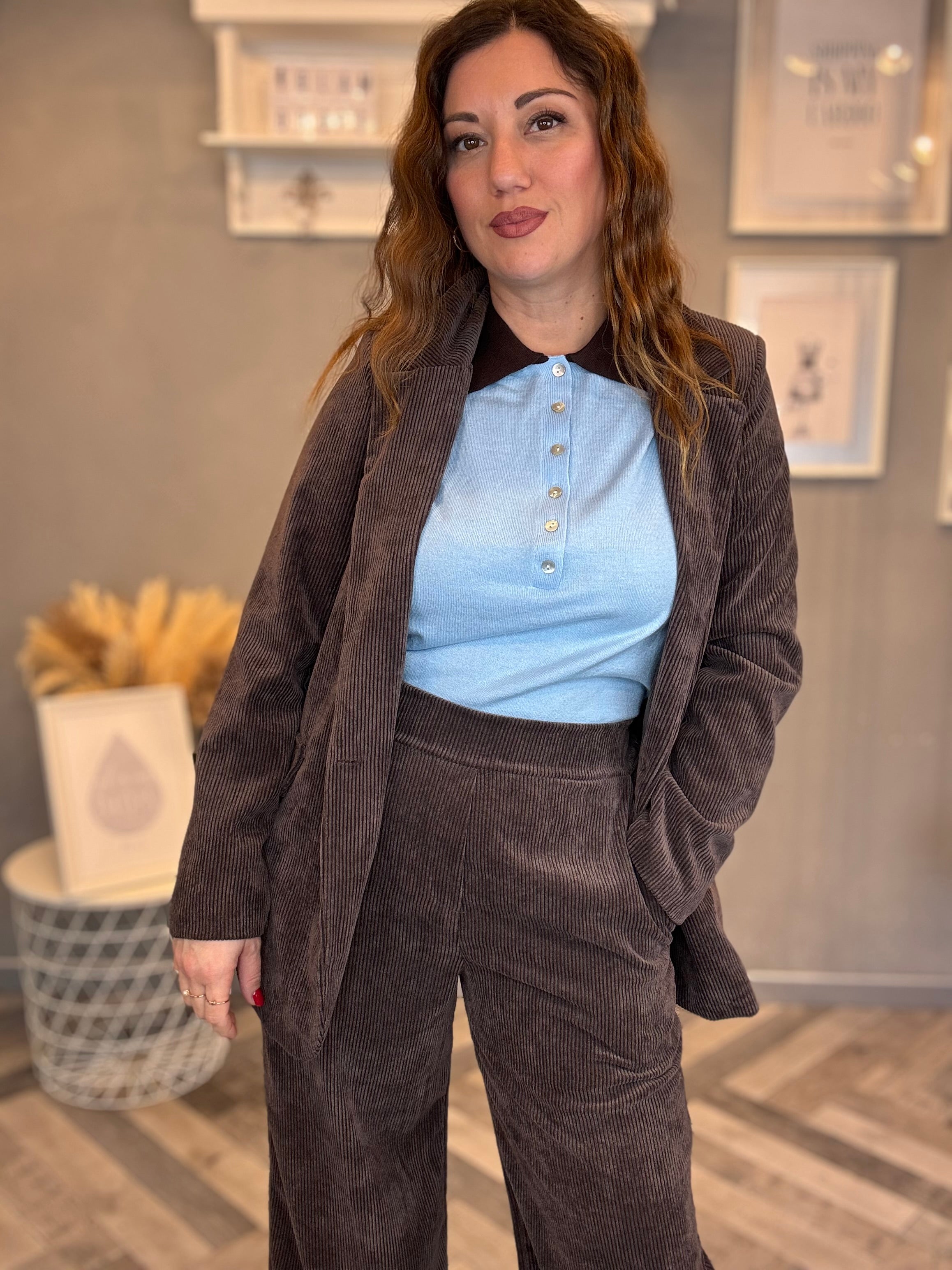 Tailleur in velluto a coste moro