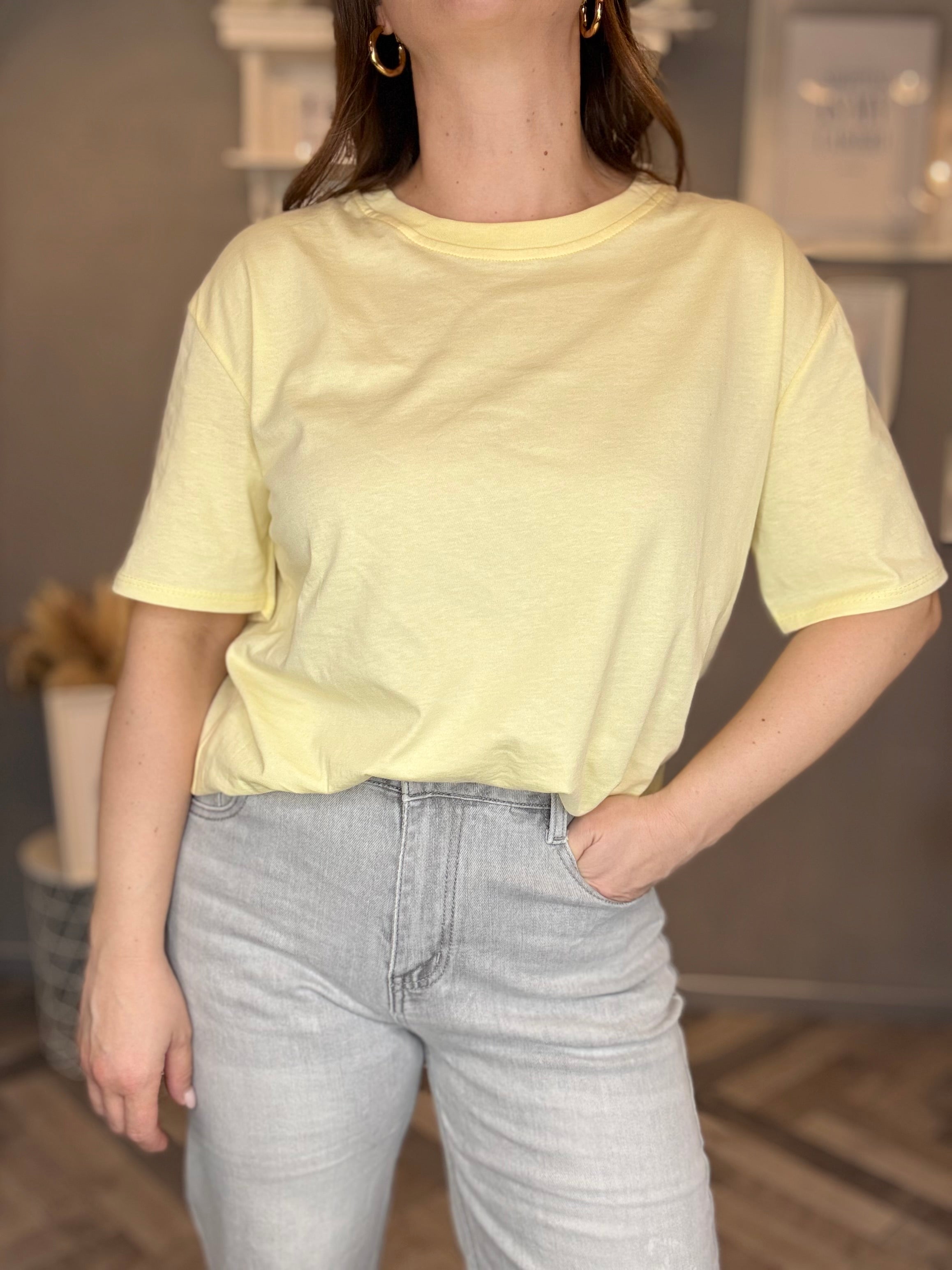 T-shirt soft basic giallo pastello