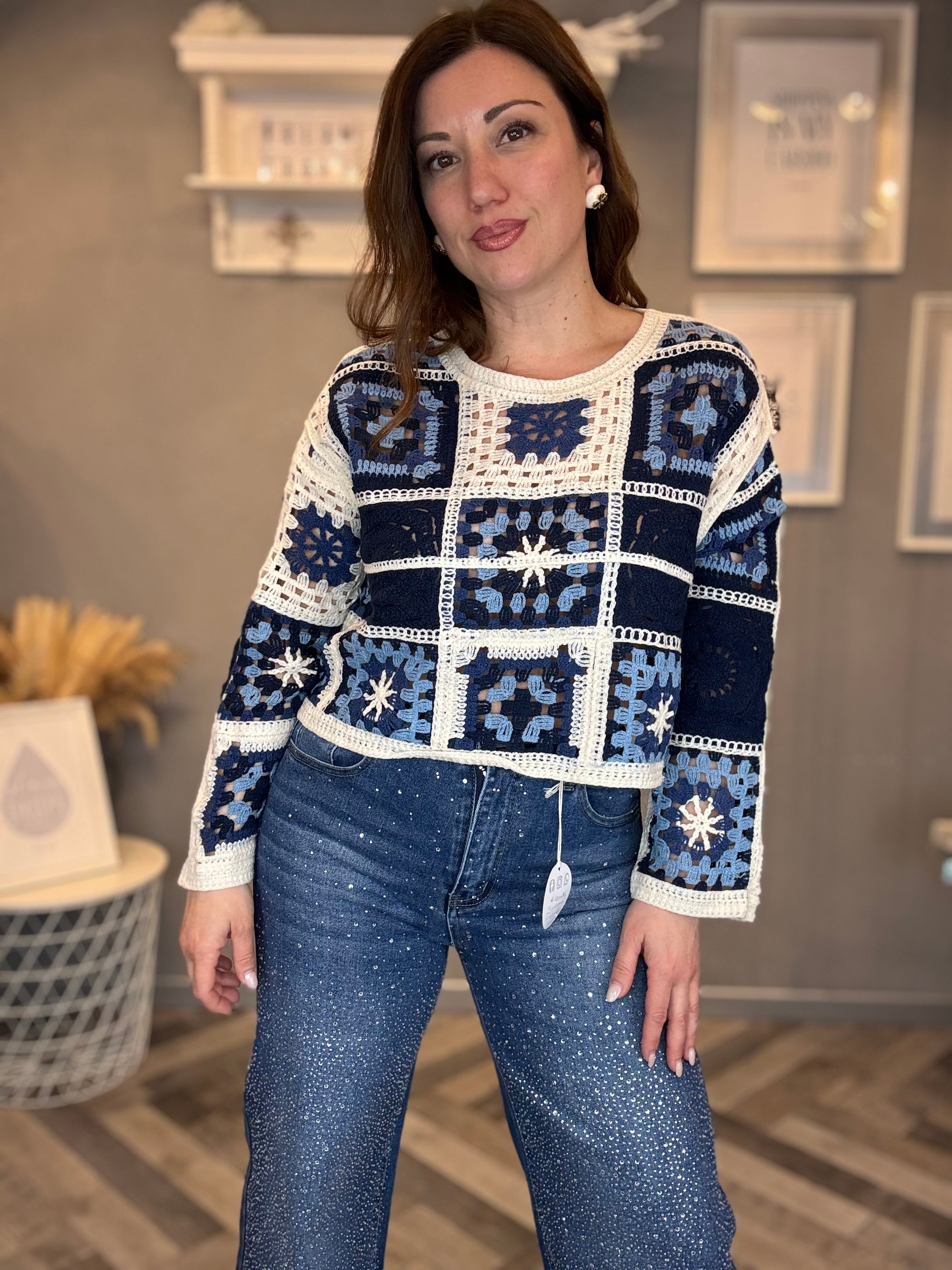 Maglia crochet blu