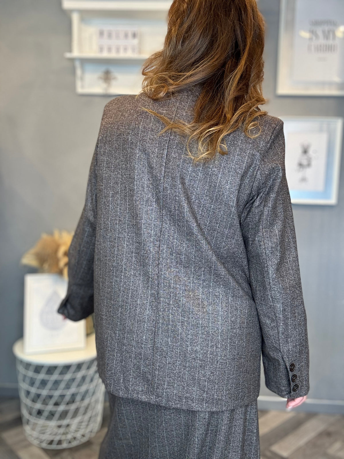 Blazer gessato fango collo incrociato