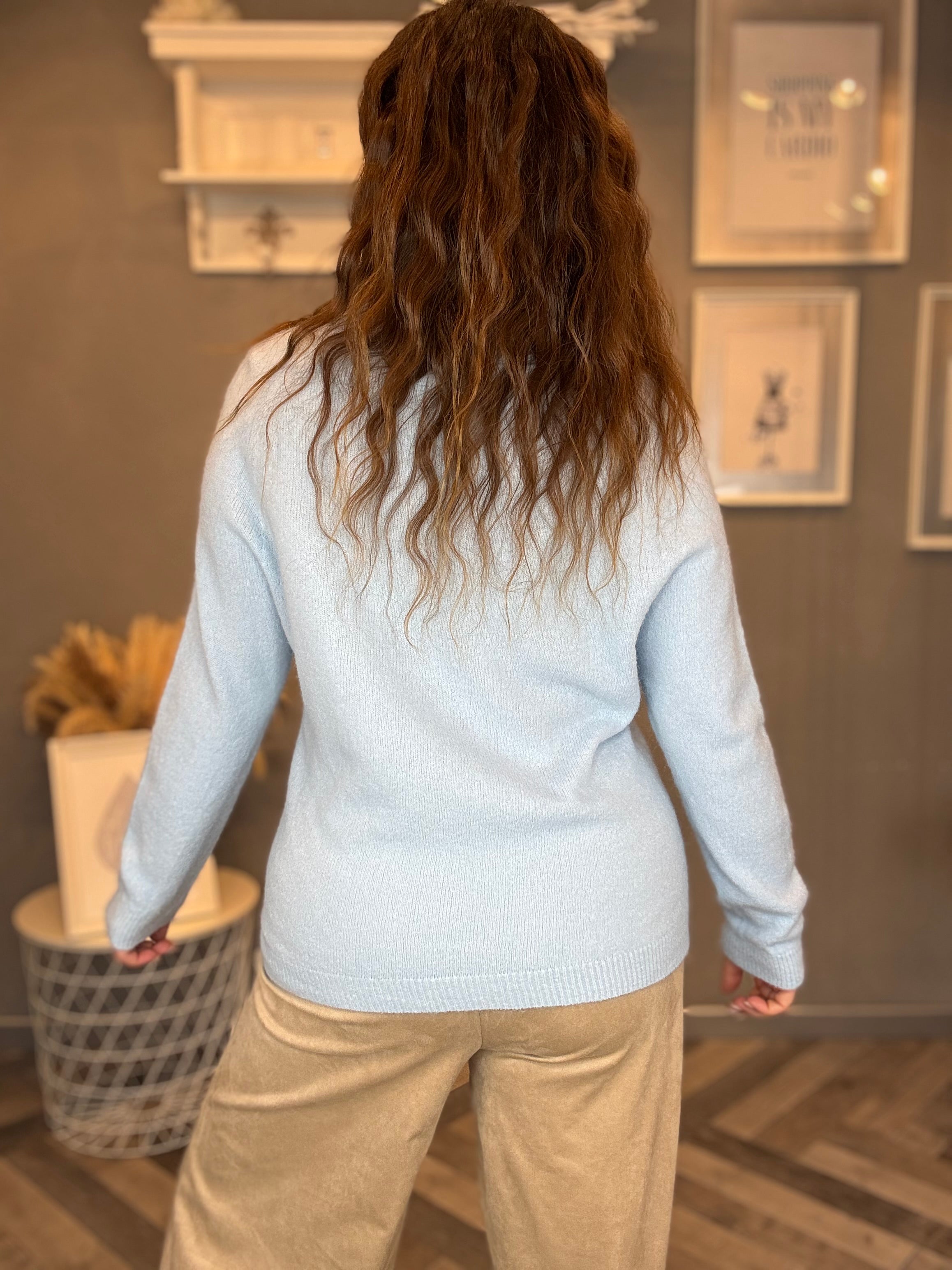 Maglione collo alto celeste