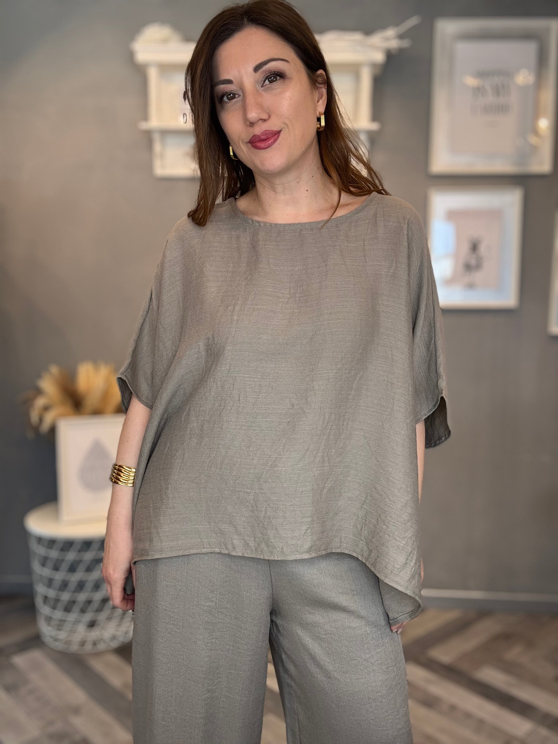 Coordinato morbido over tortora