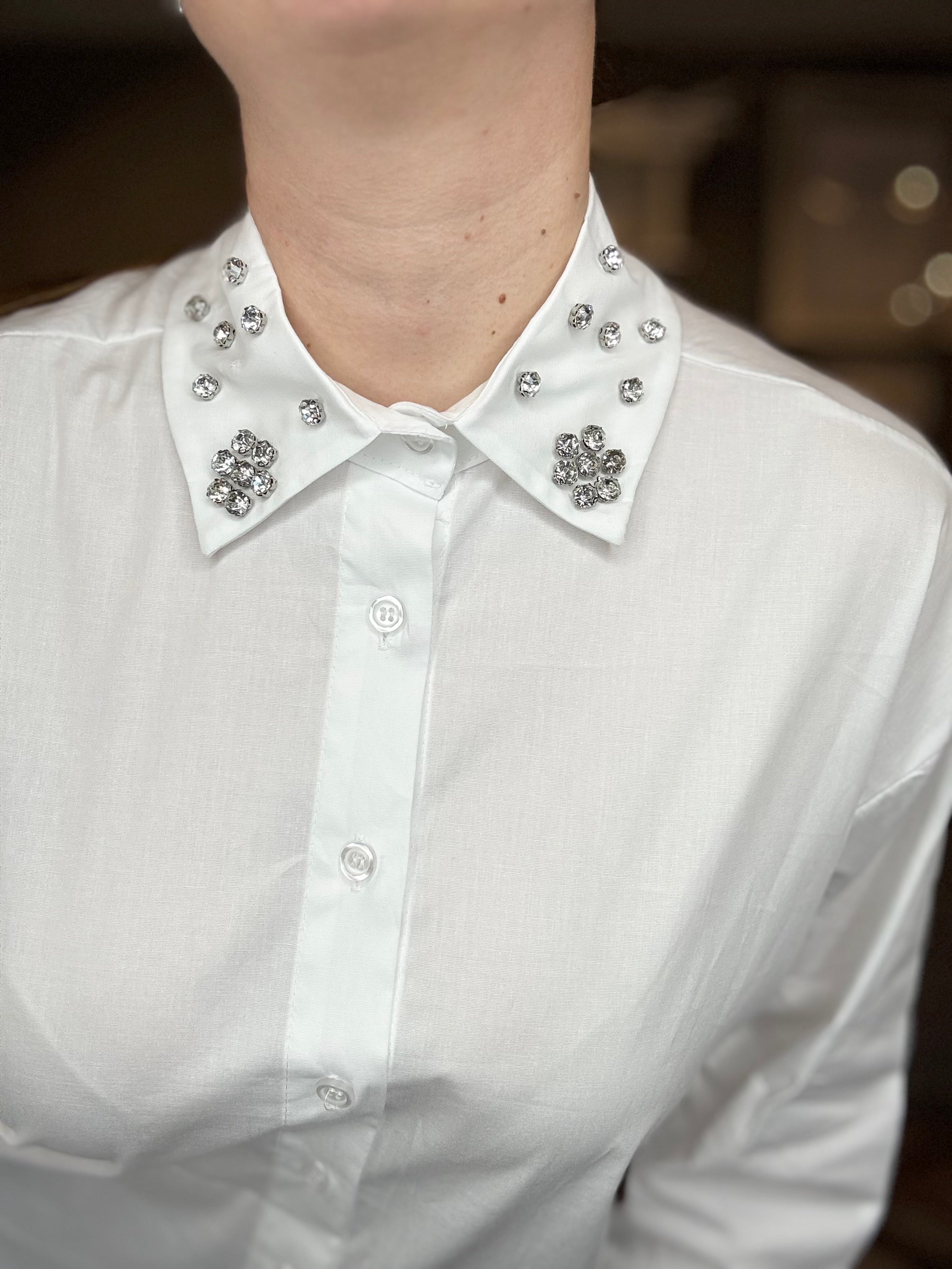 Camicia collo gioiello