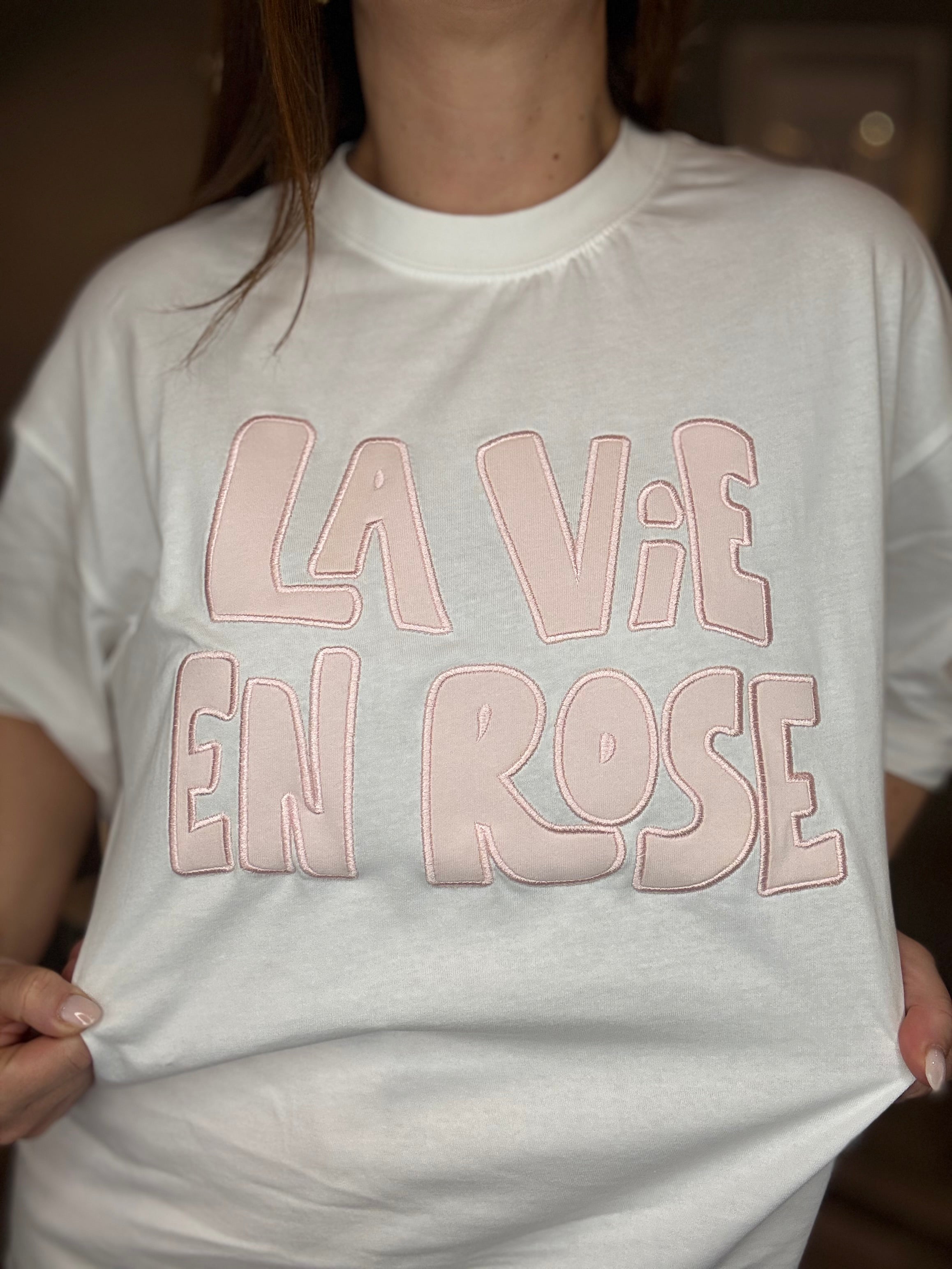 T-shirt bianca La vie en rose rosa