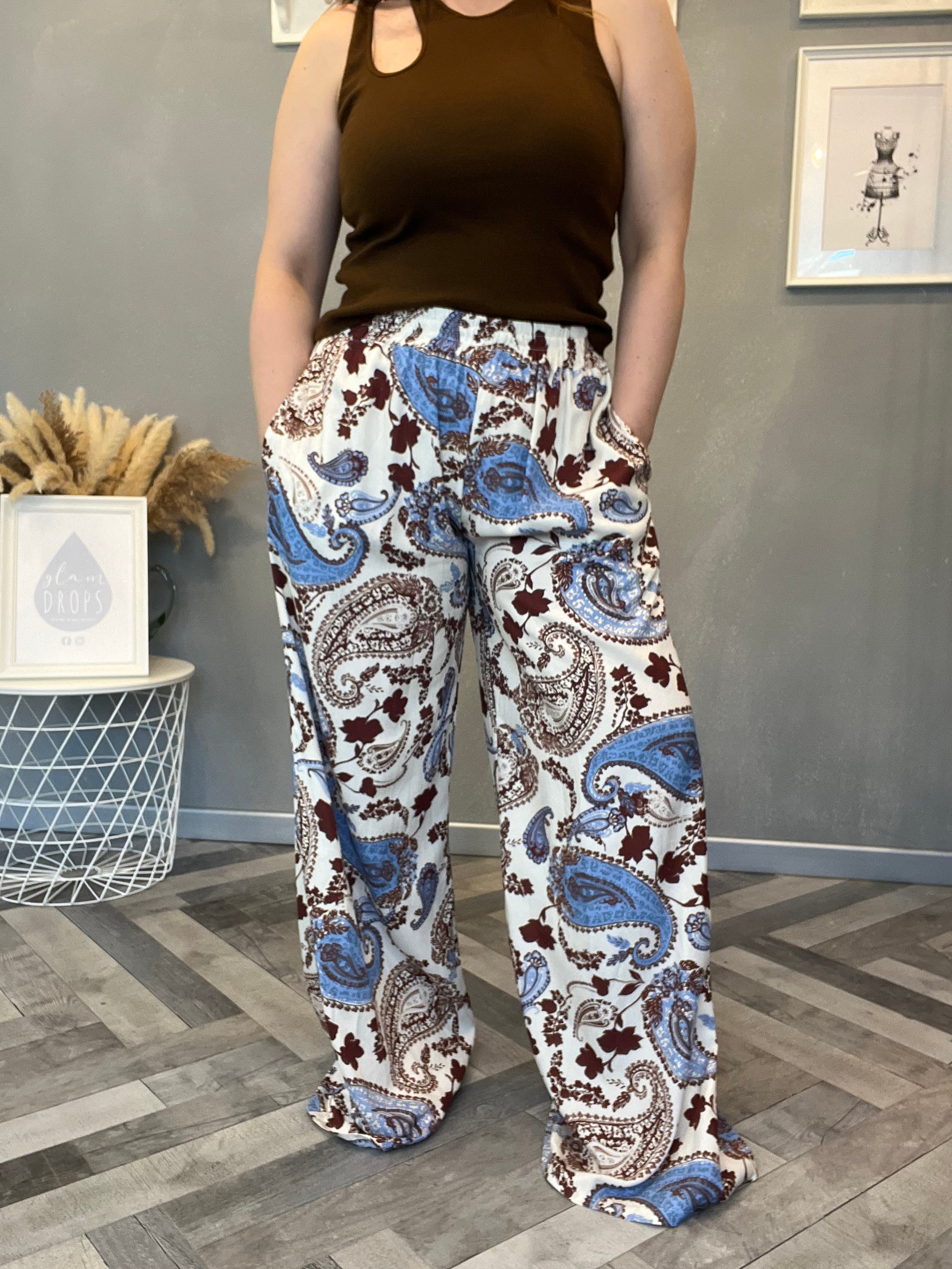 Lumina pantaloni in stampa paisley