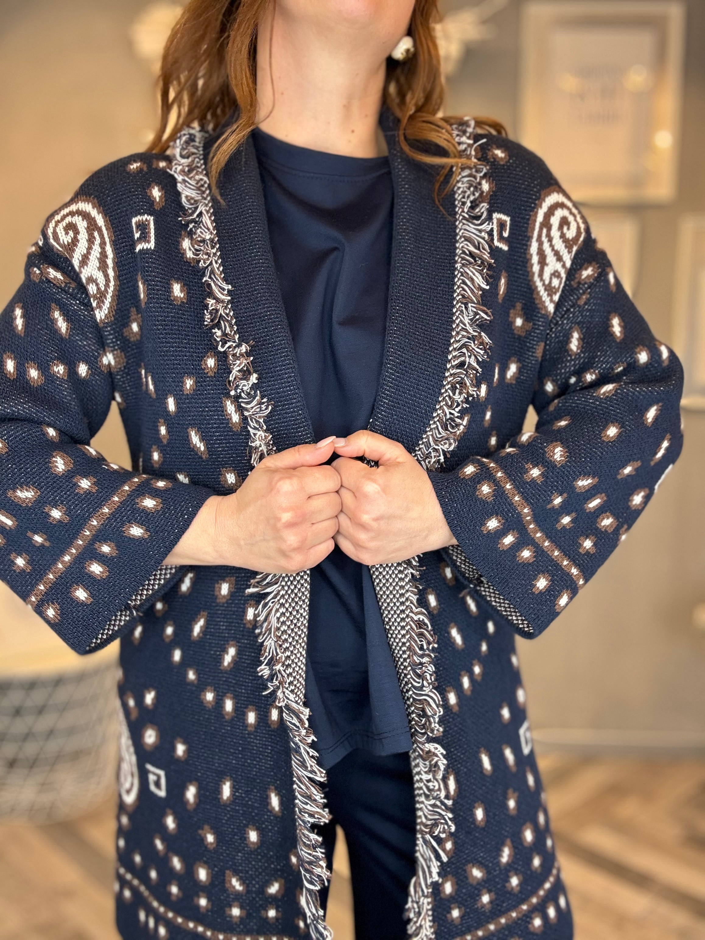 Cardigan jacquard blu con frange
