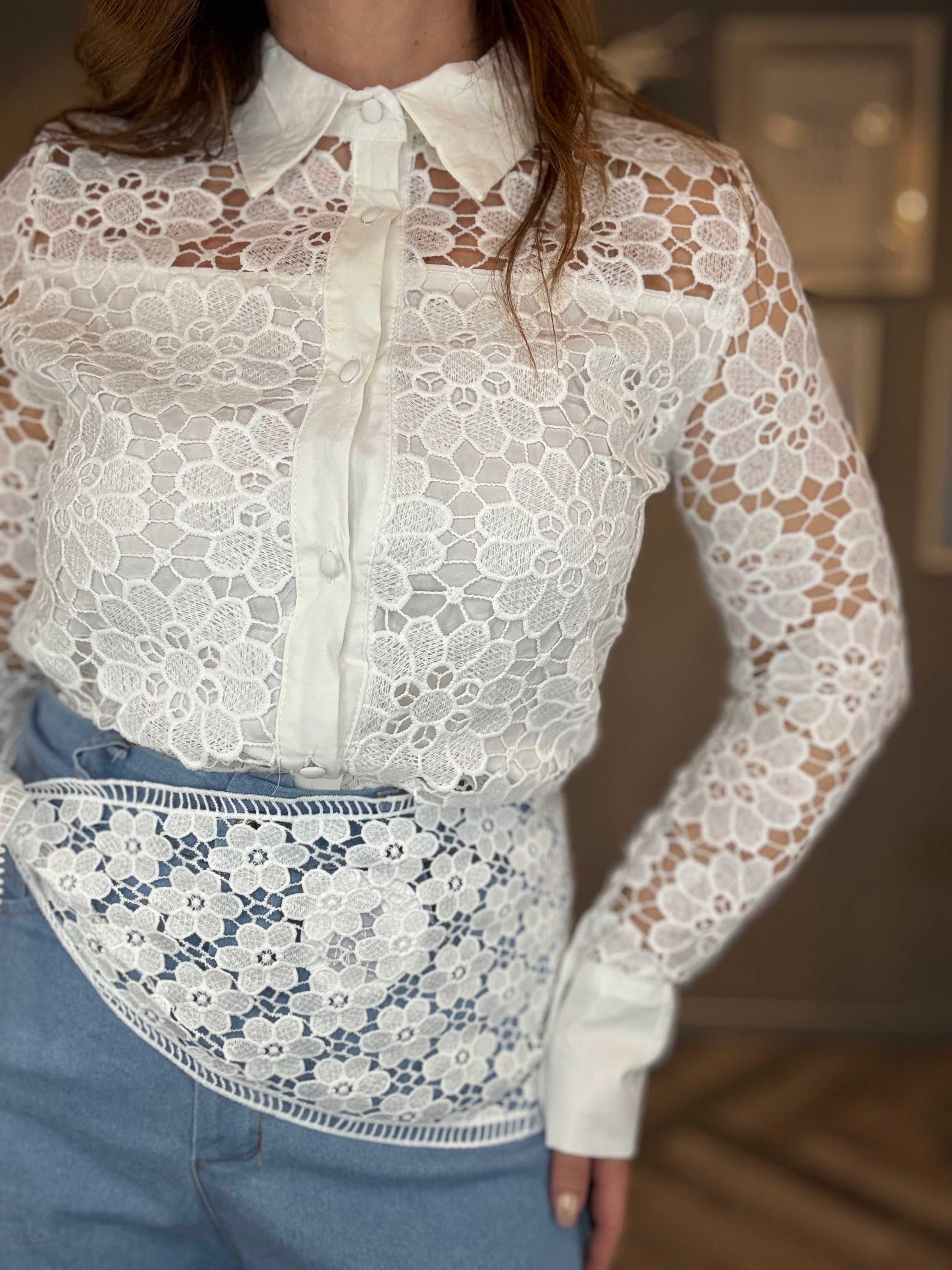 Foulard triangolare in pizzo fiori
