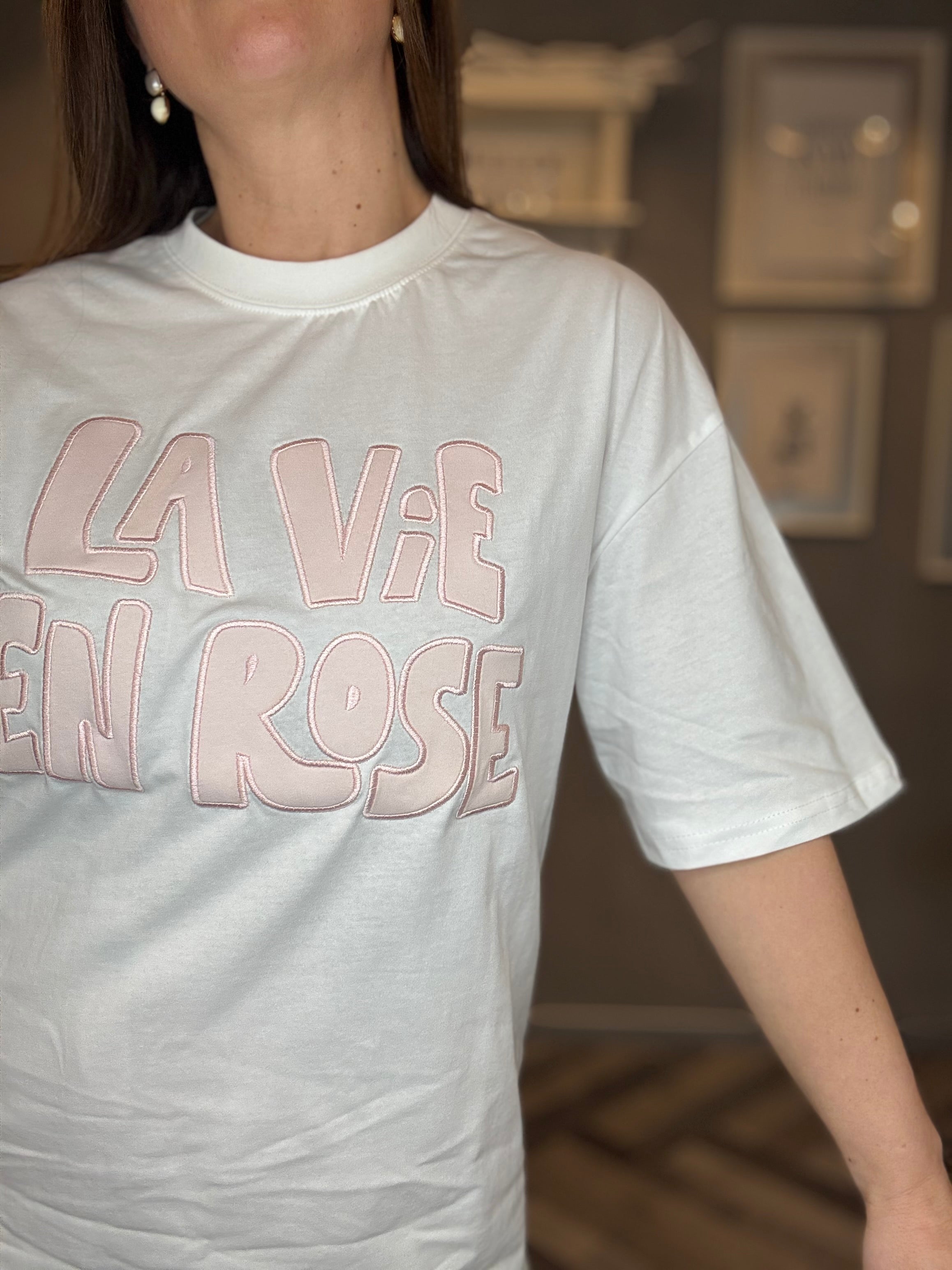 T-shirt bianca La vie en rose rosa