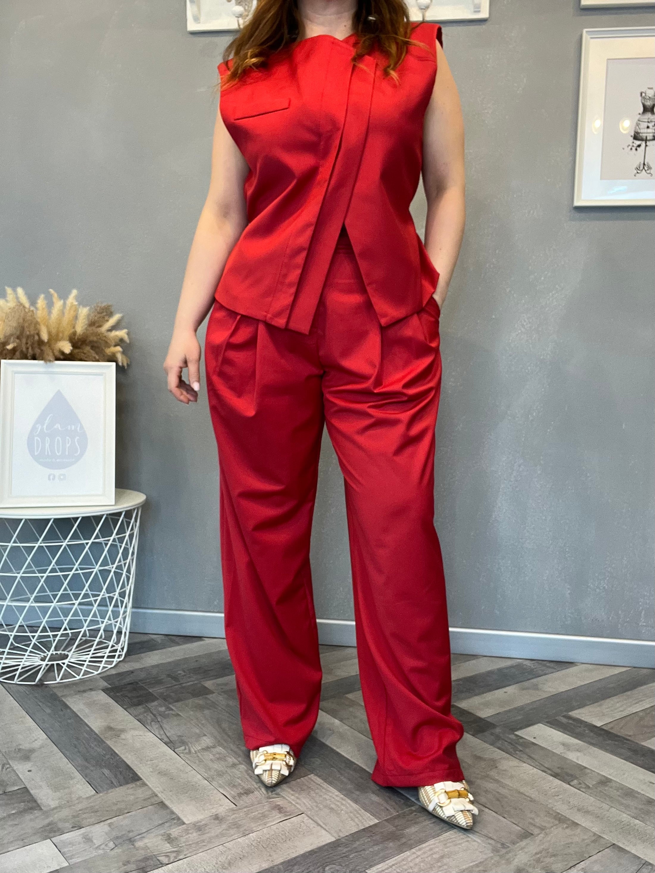 Pantalone sartoriale a vita alta con pinces