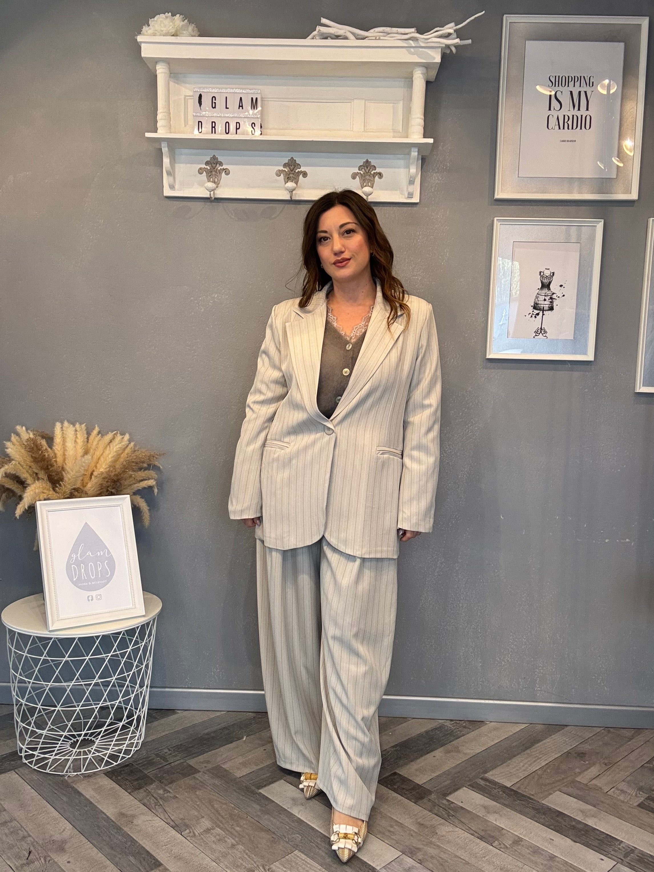 Tailleur a righe sabbia