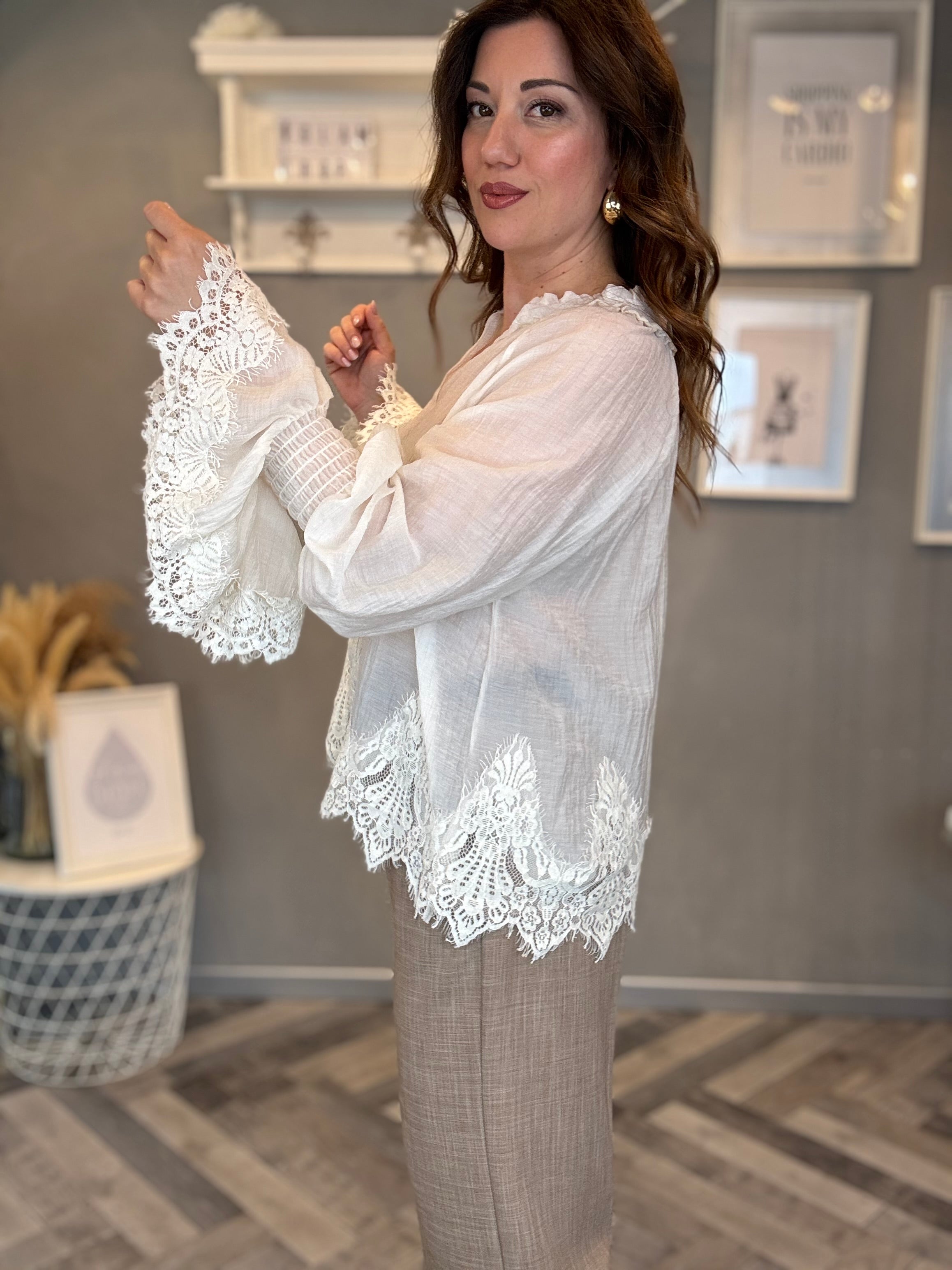 Blusa Romantic lace panna
