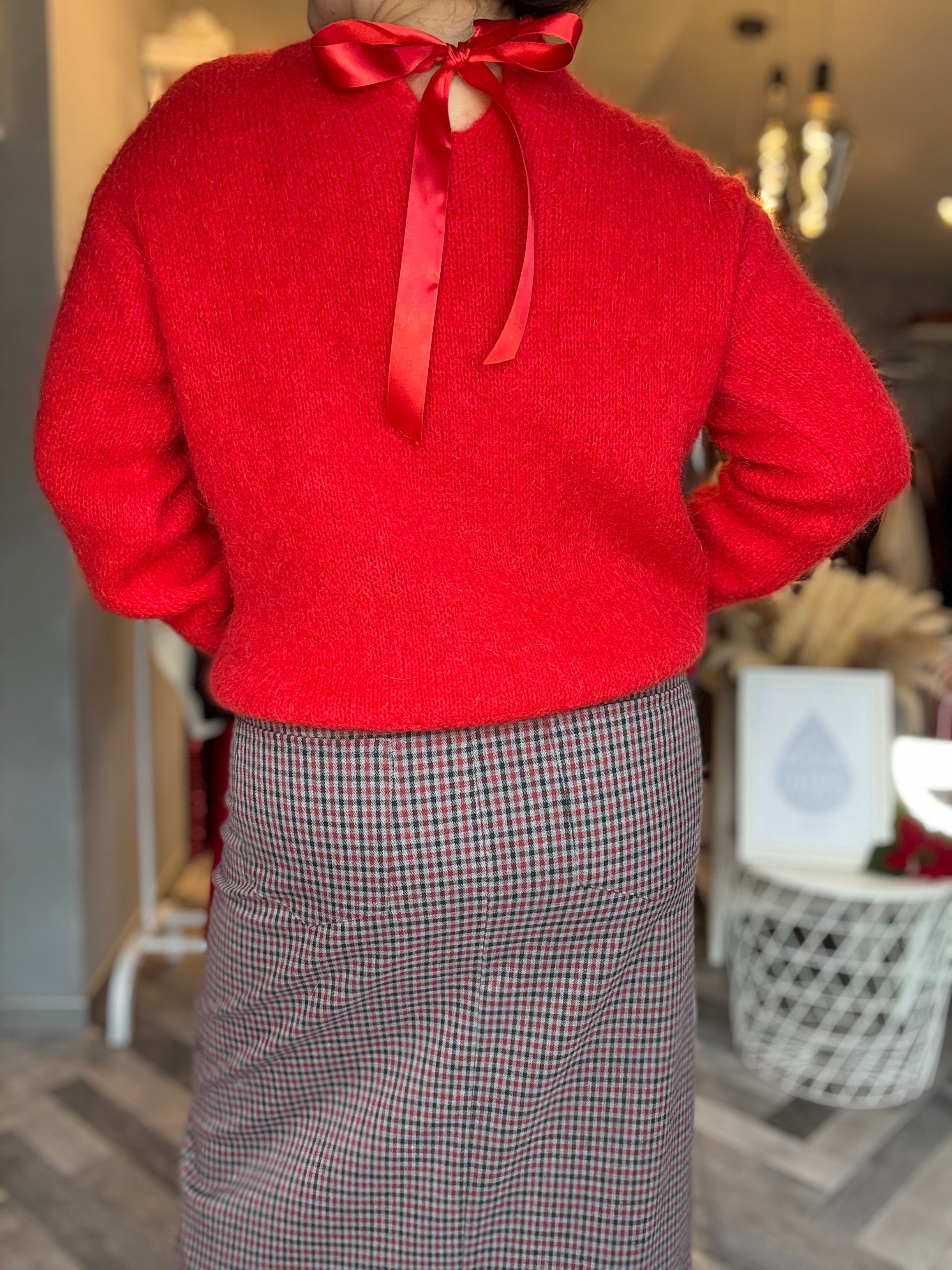 Maglione in mohair con fiocco decorativo sul retro