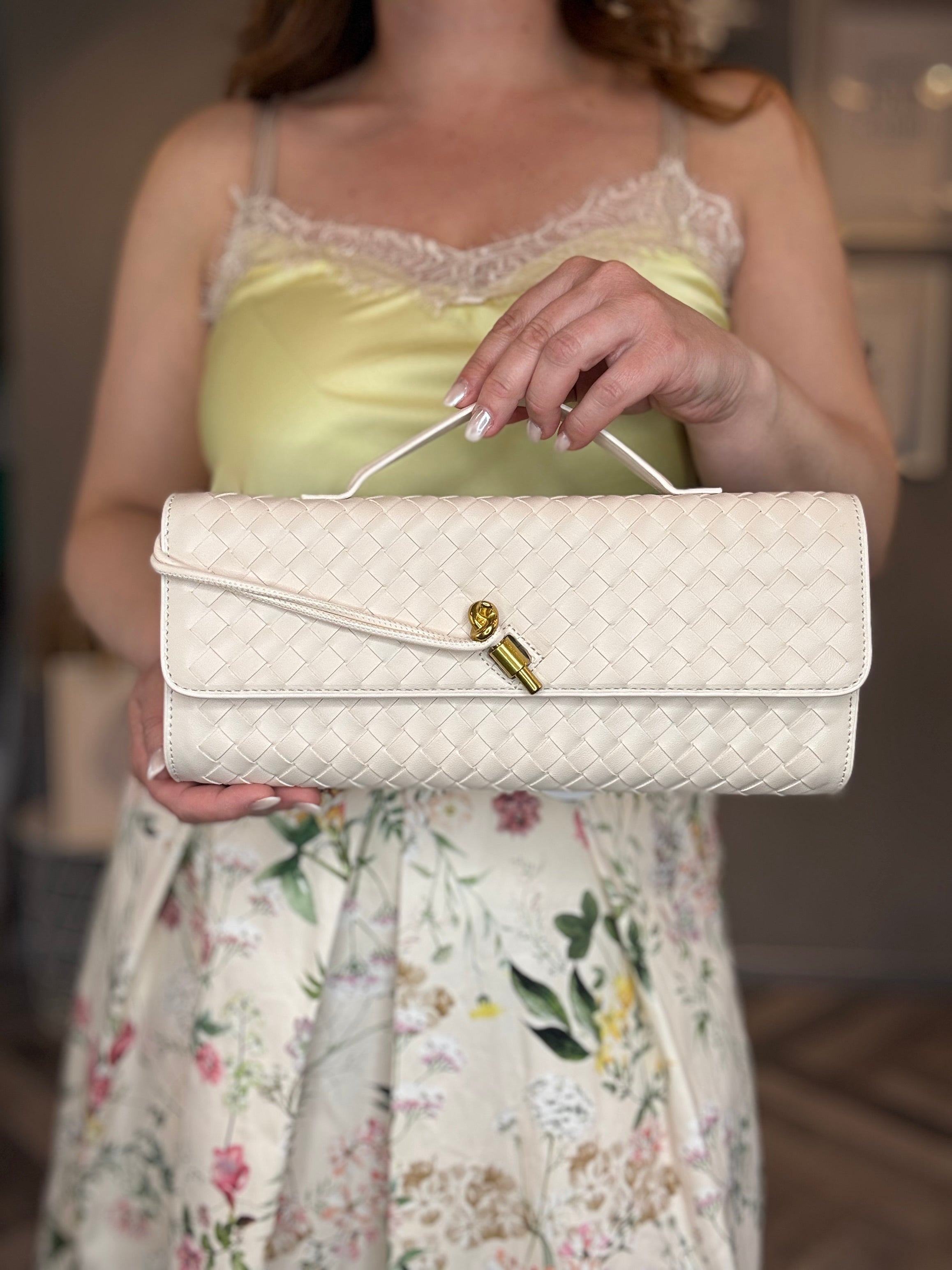 Borsa baguette intrecciata
