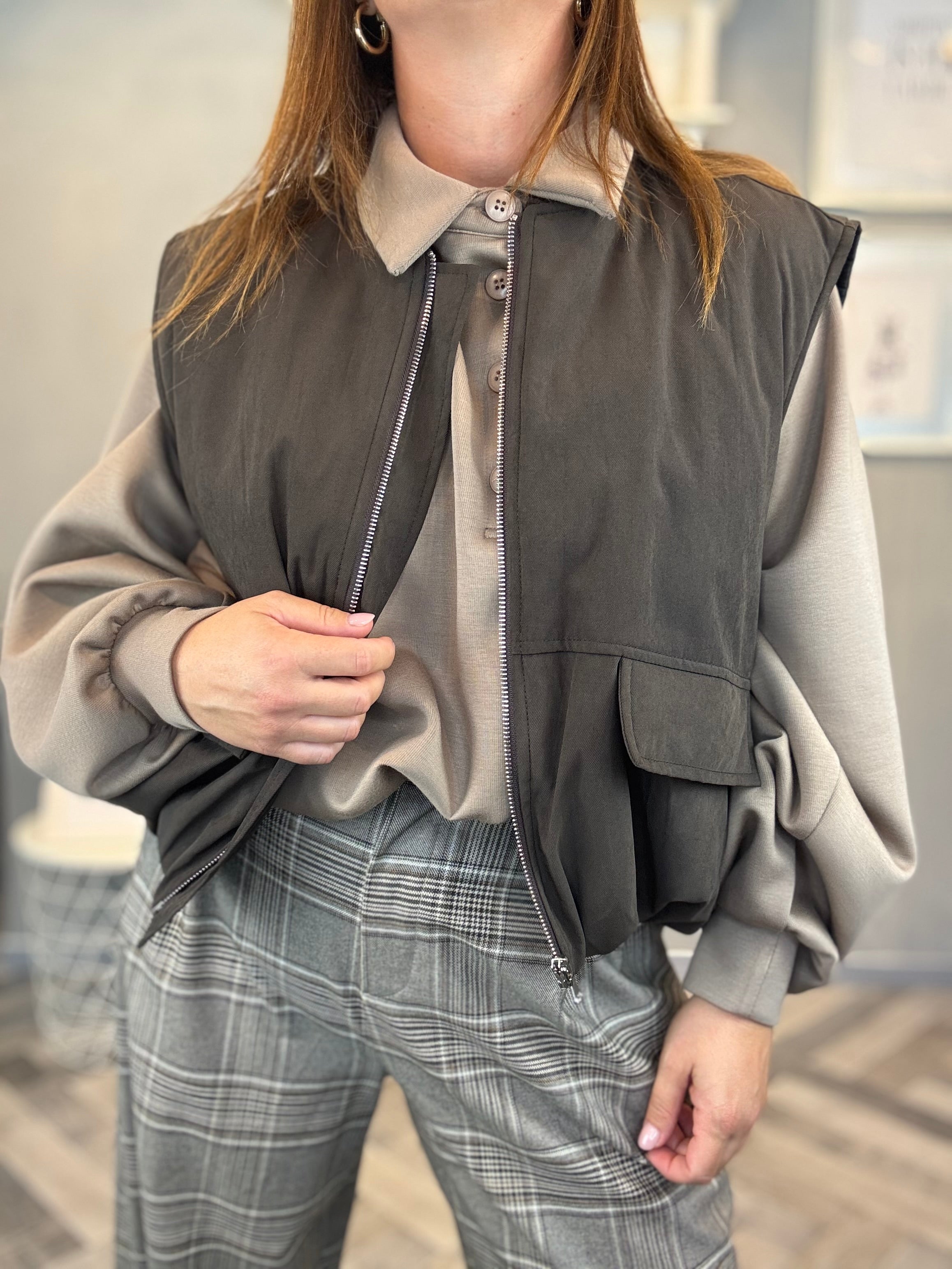 Lumina gilet smanicato moro