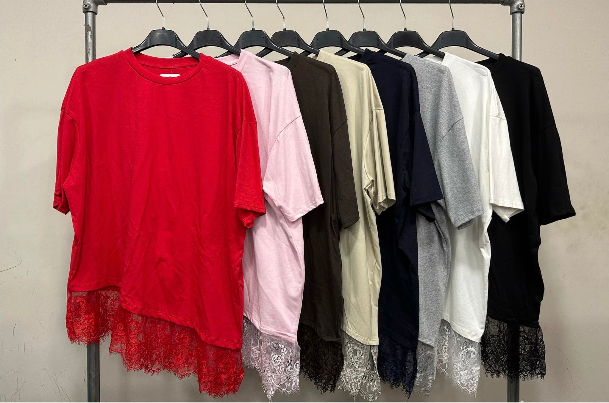 T-shirt moro over con pizzo