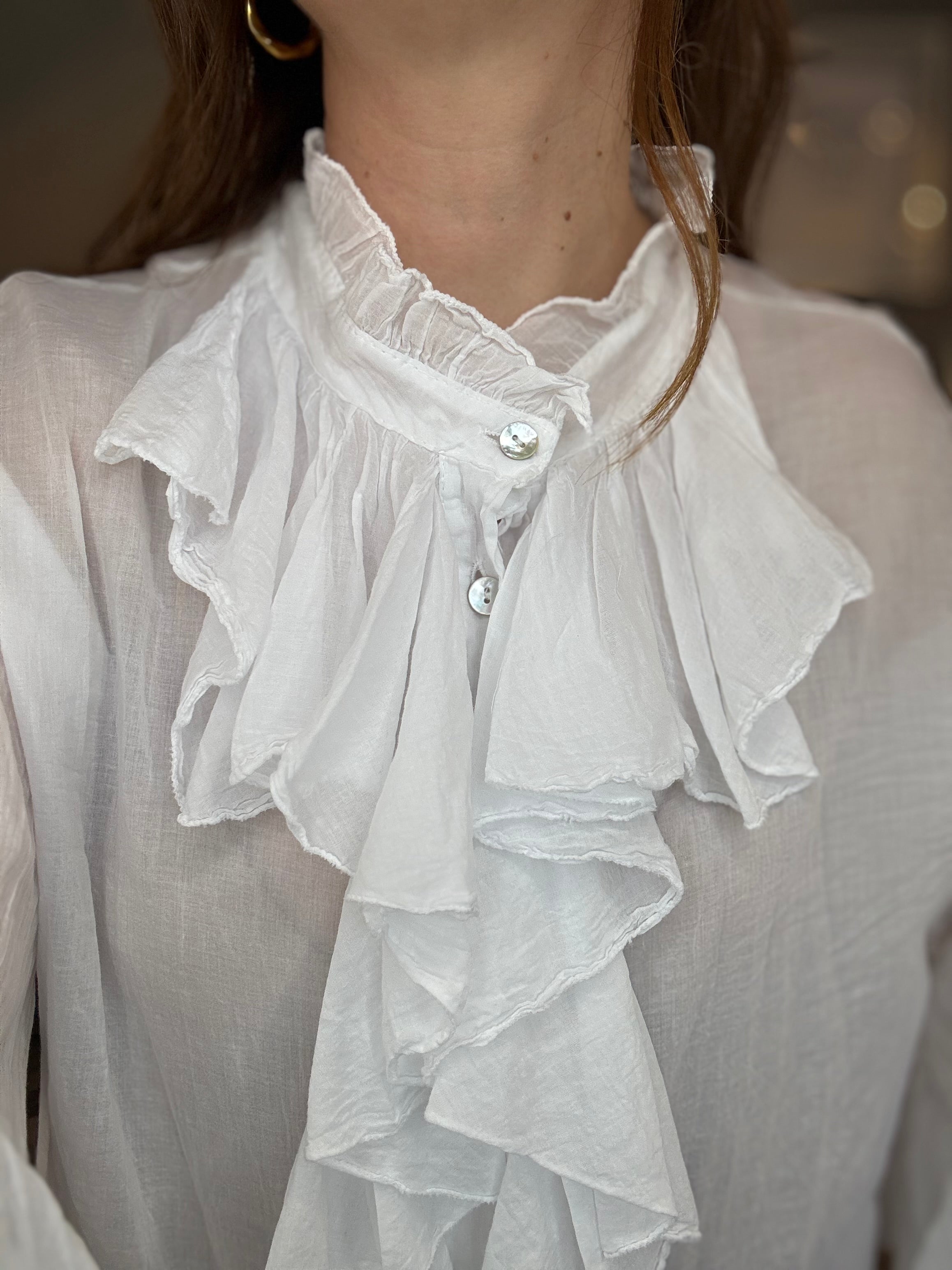 Blusa camicia volant bianca