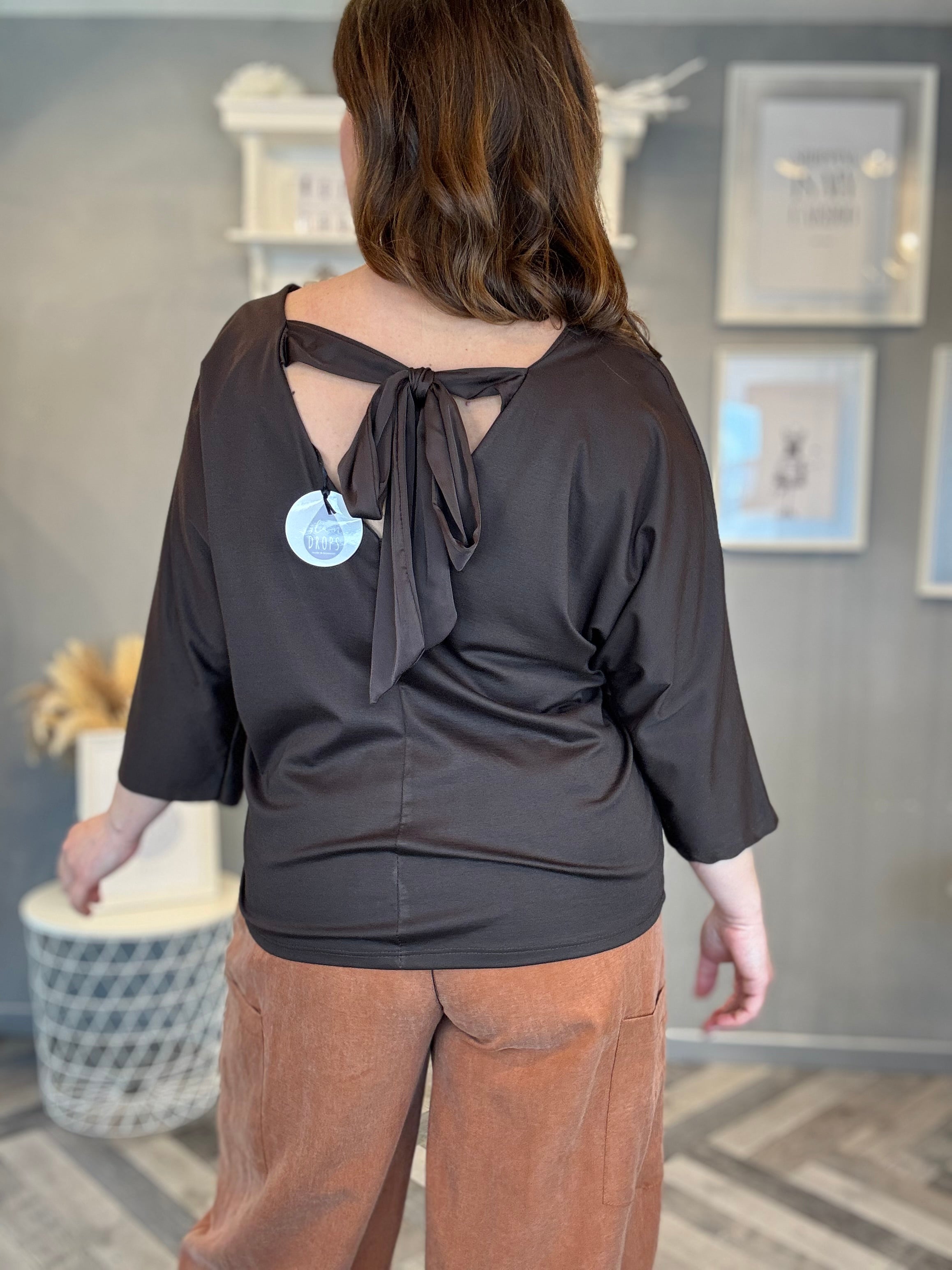 Maglia con fiocco sul retro moro
