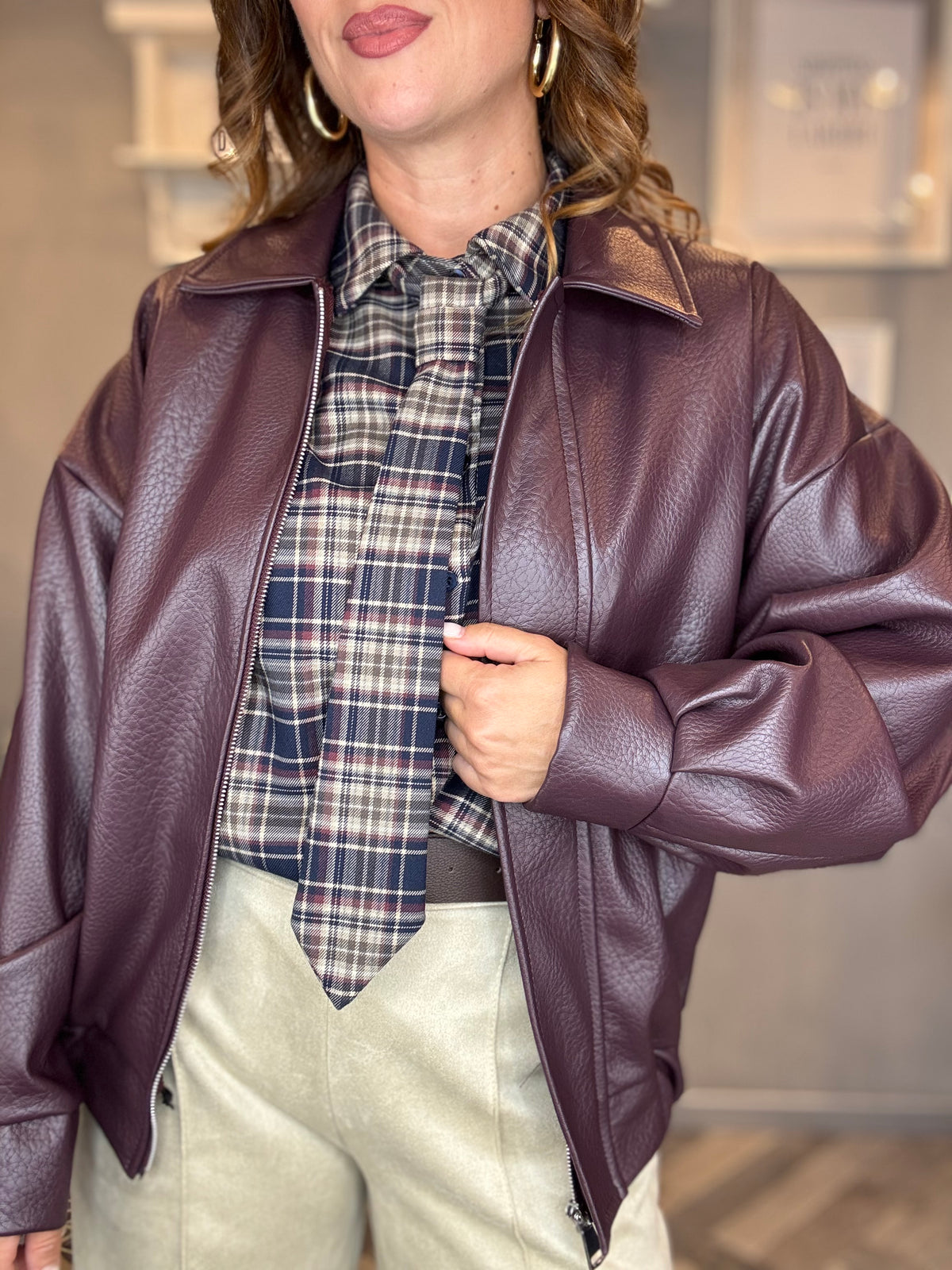 Camicia check blu e bordeaux con cravatta