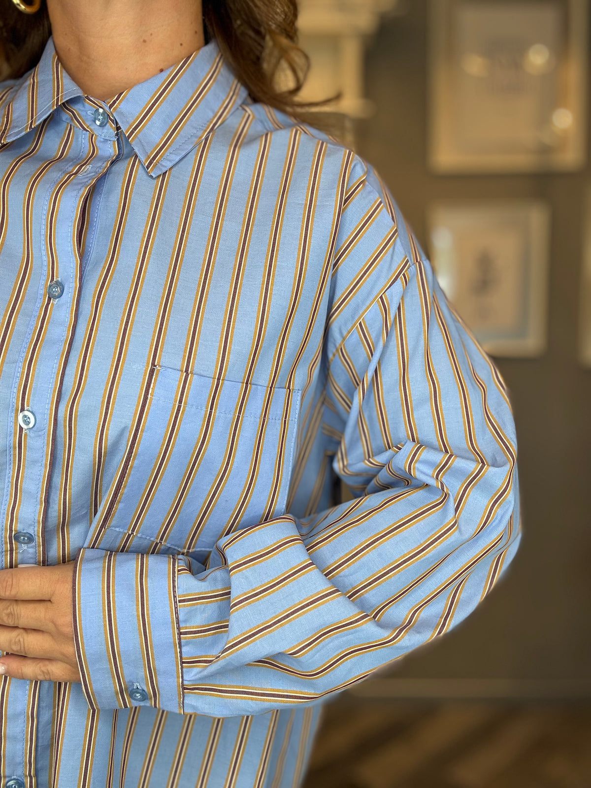 Camicia over celeste righe senape e bordeaux