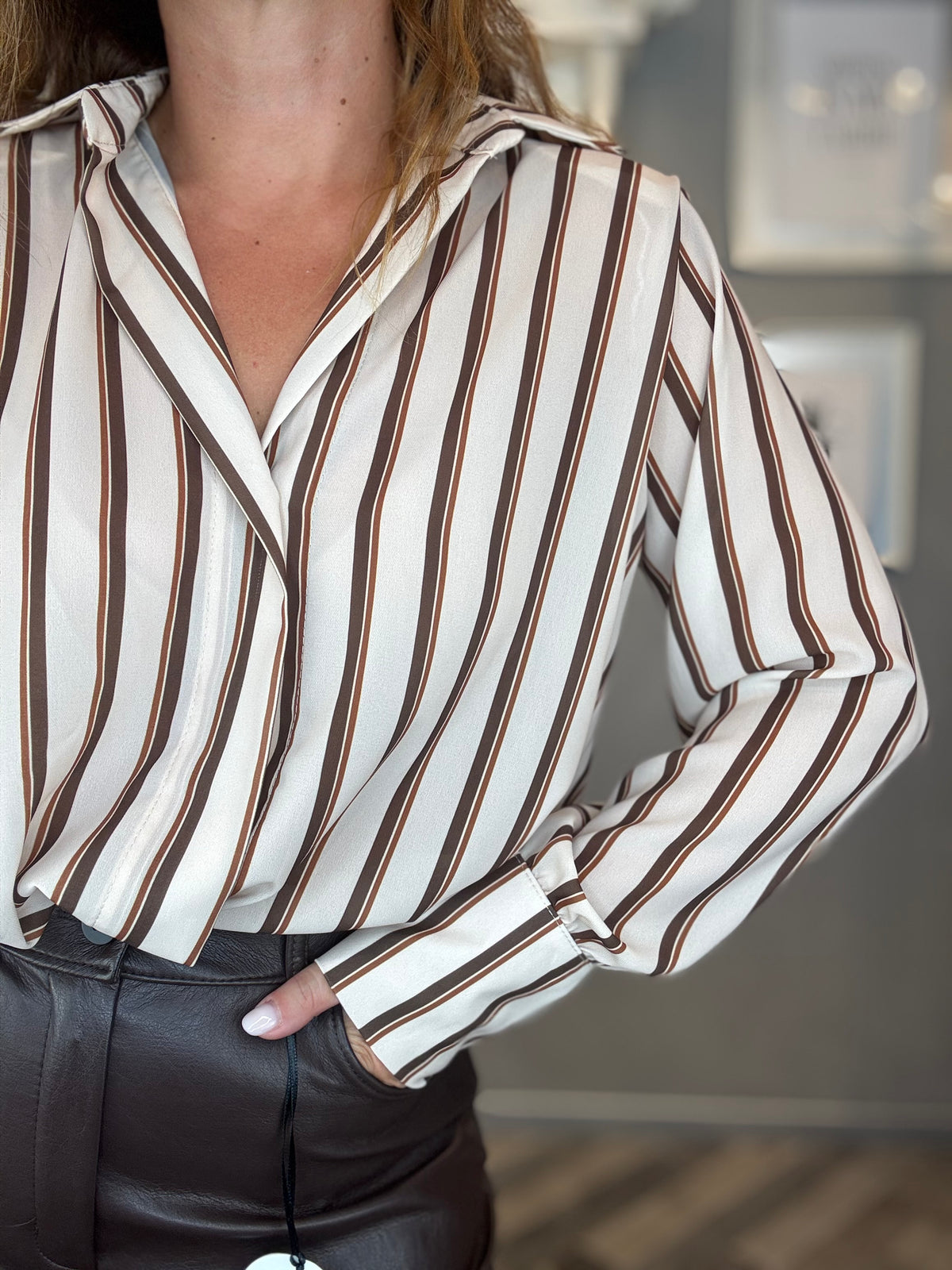 Blusa a incrocio burro righe moro e cuoio