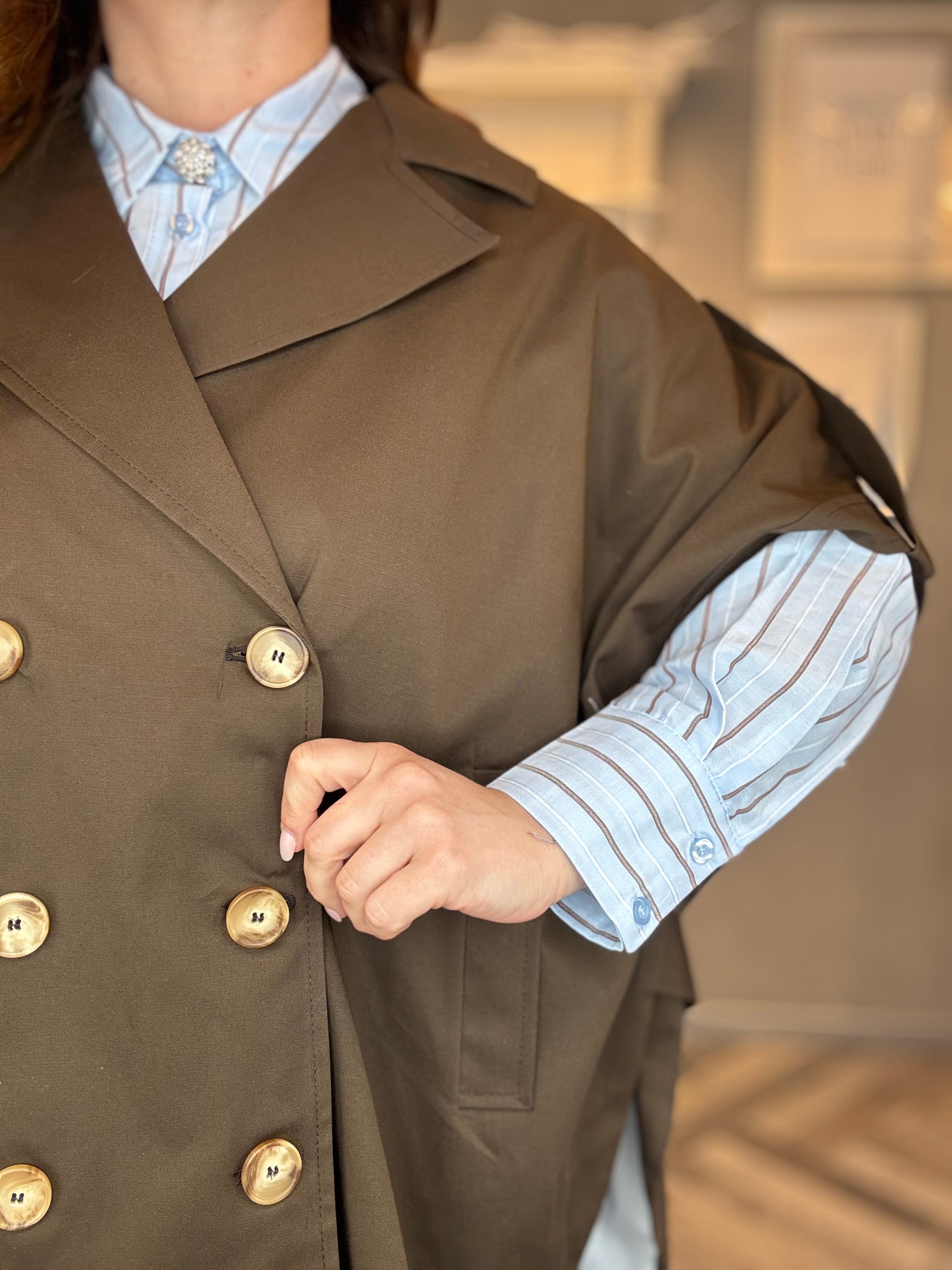 Trench smanicato gilet moro