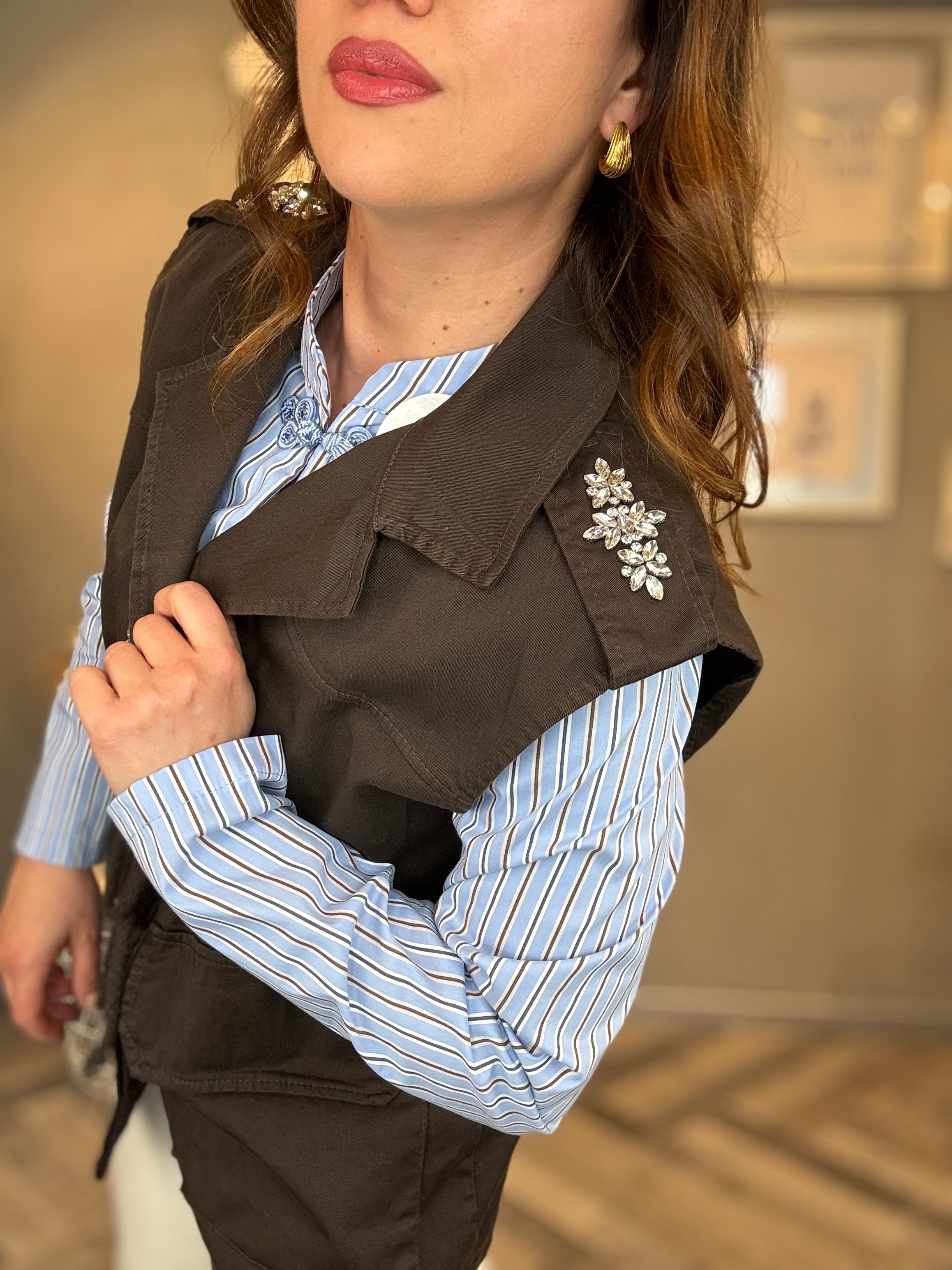Gilet gioiello con cabochon moro