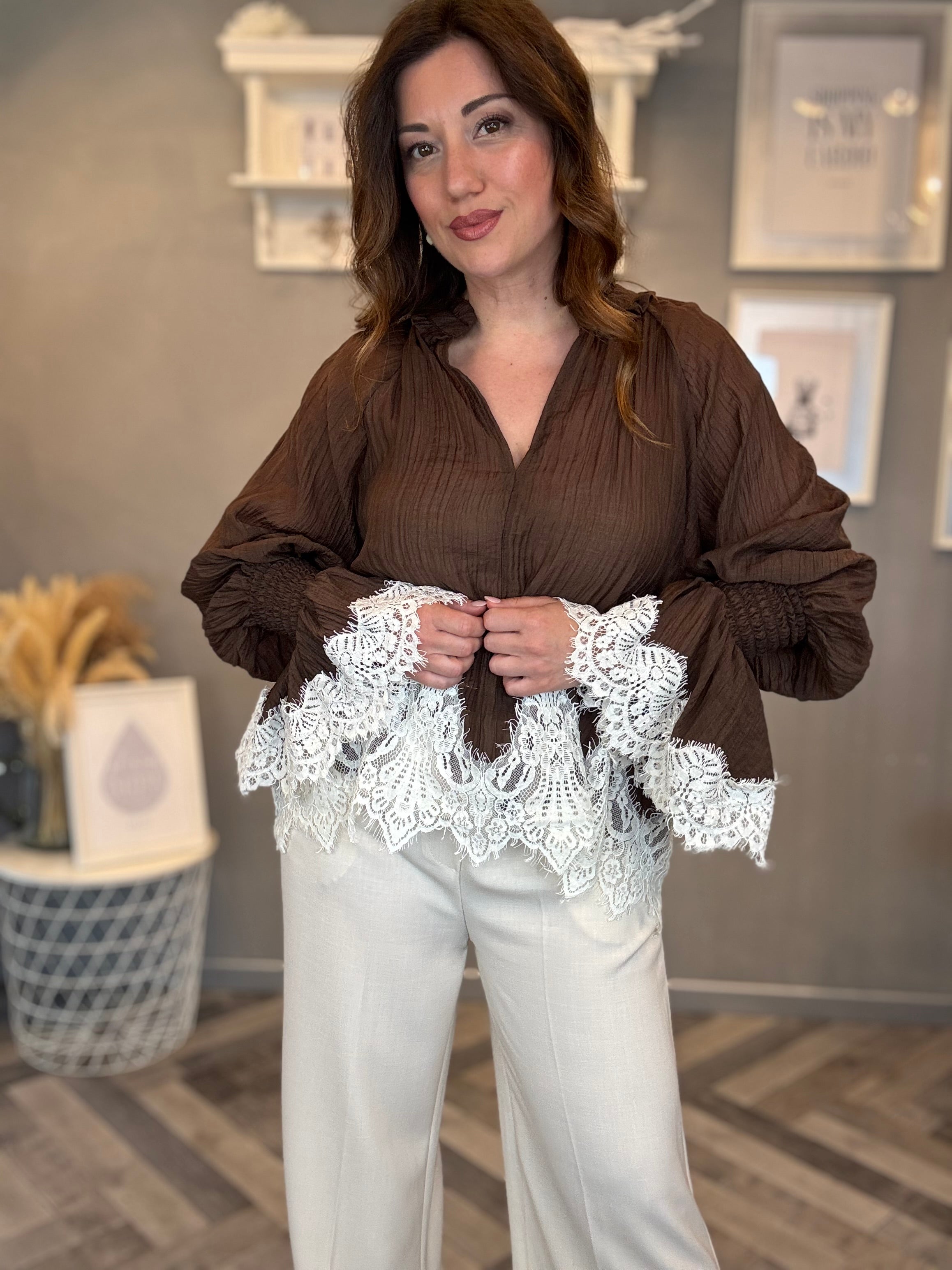 Blusa Romantic lace cioccolato
