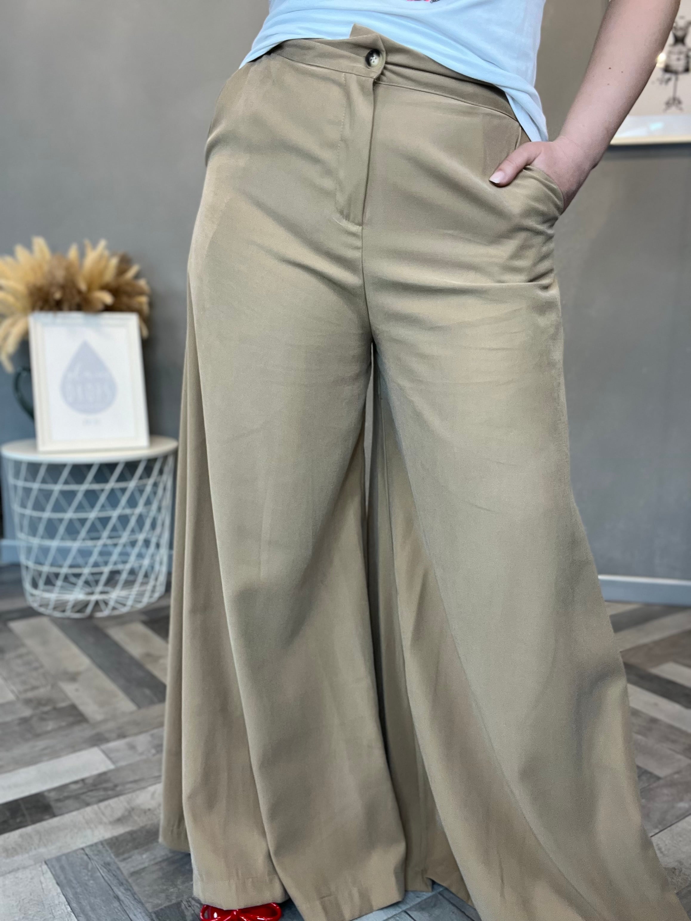 Pantalone palazzo in tessuto fluido
