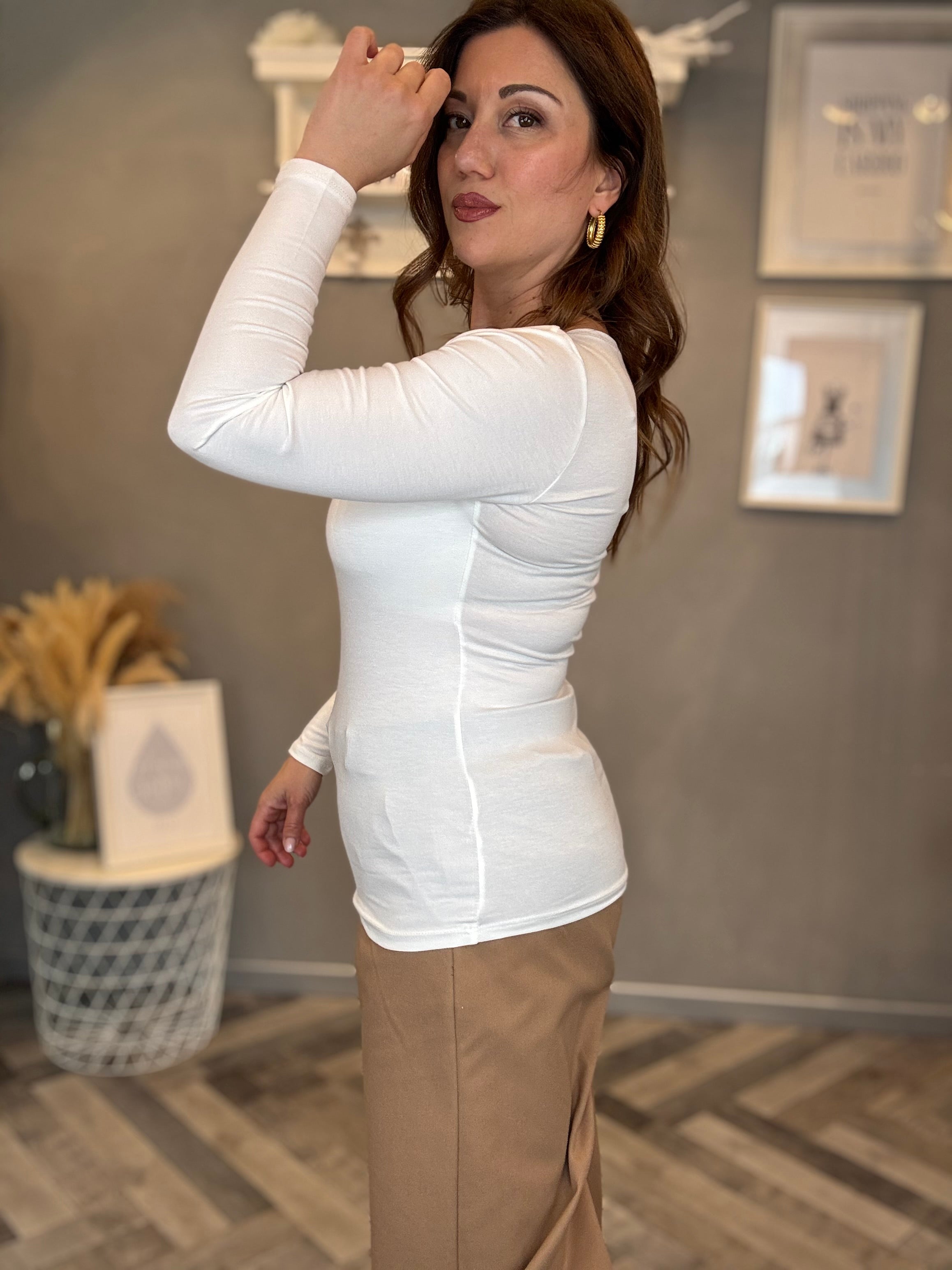 Maglia basic scollo a V