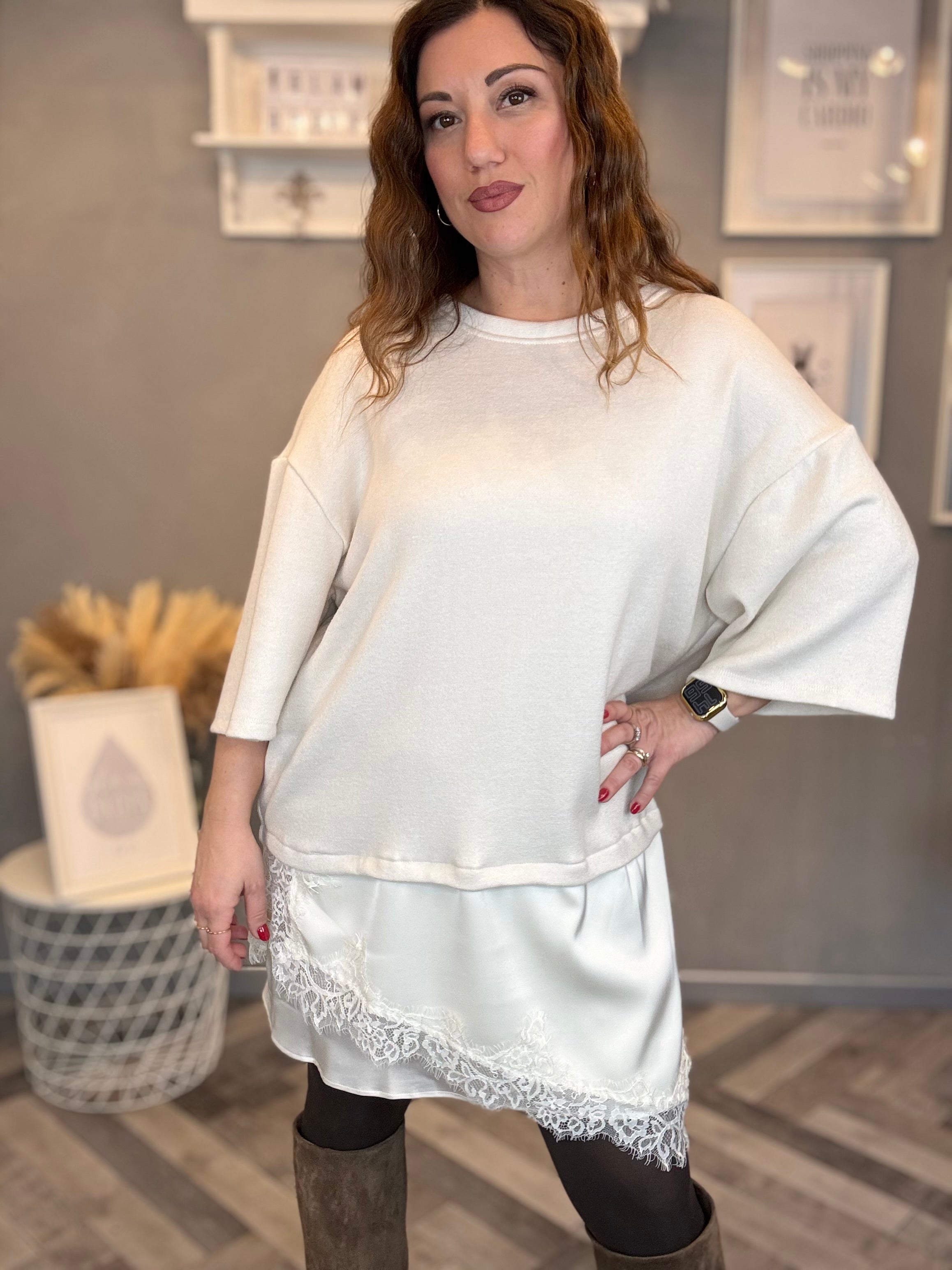 Maxi Maglia con satin e pizzo panna