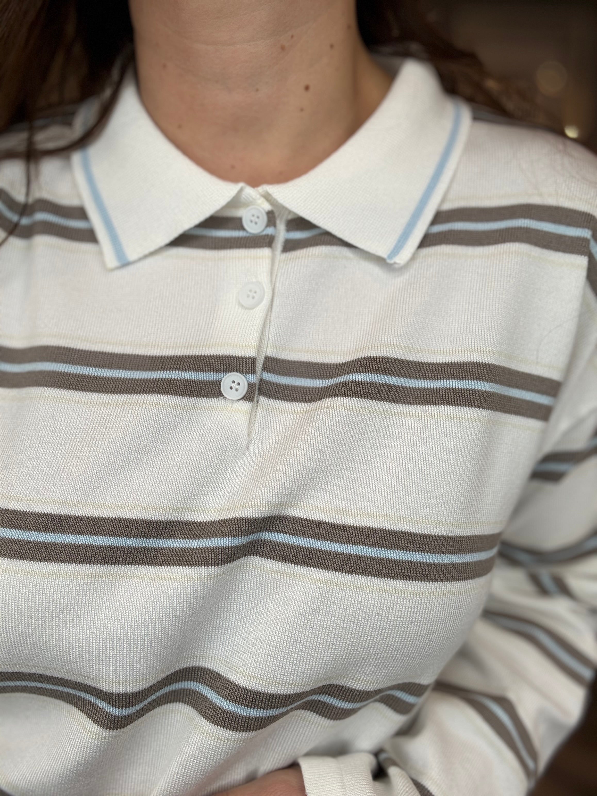 Maglia polo bianca a righe celesti