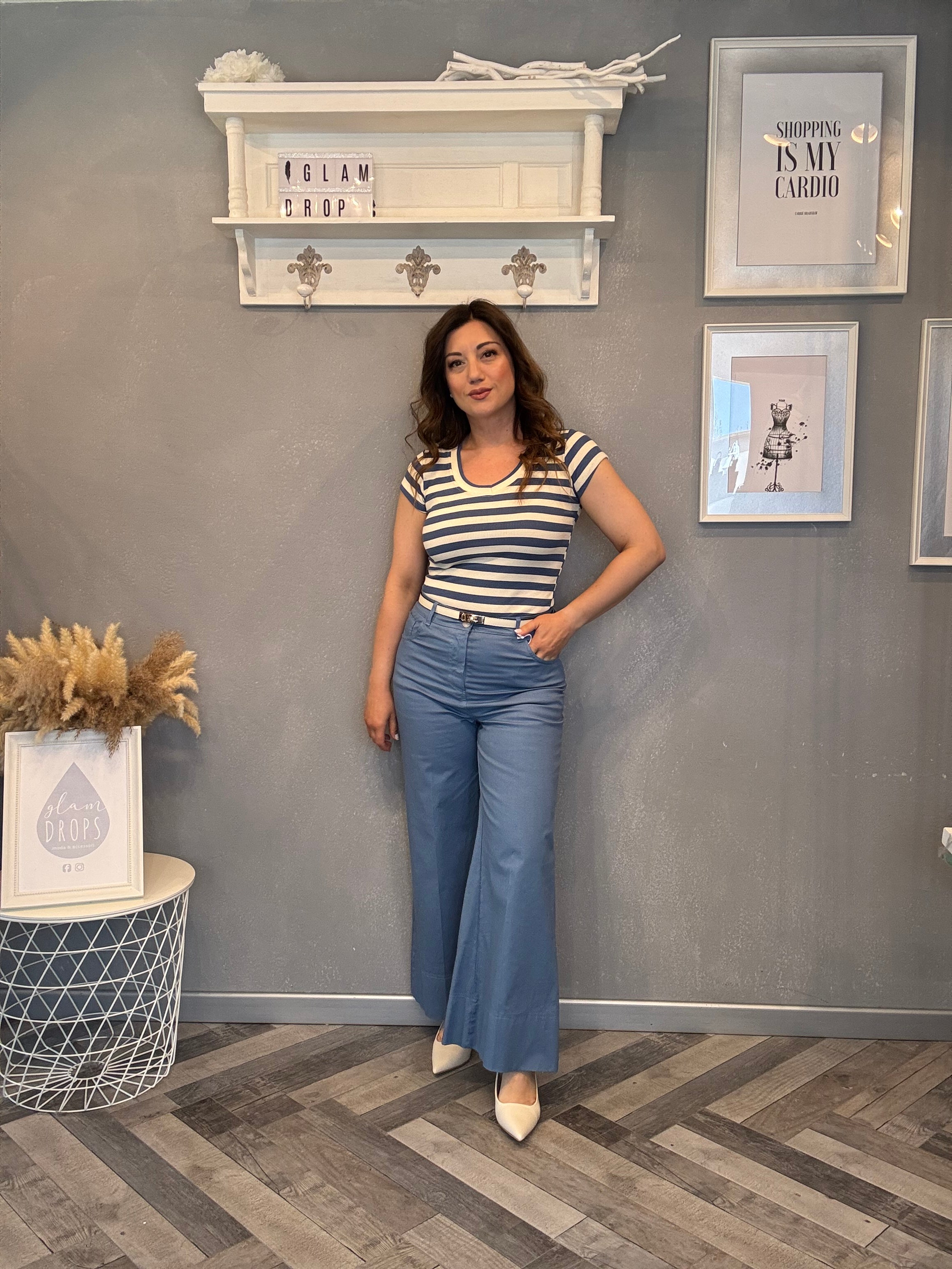 Pantalone wide leg carta da zucchero