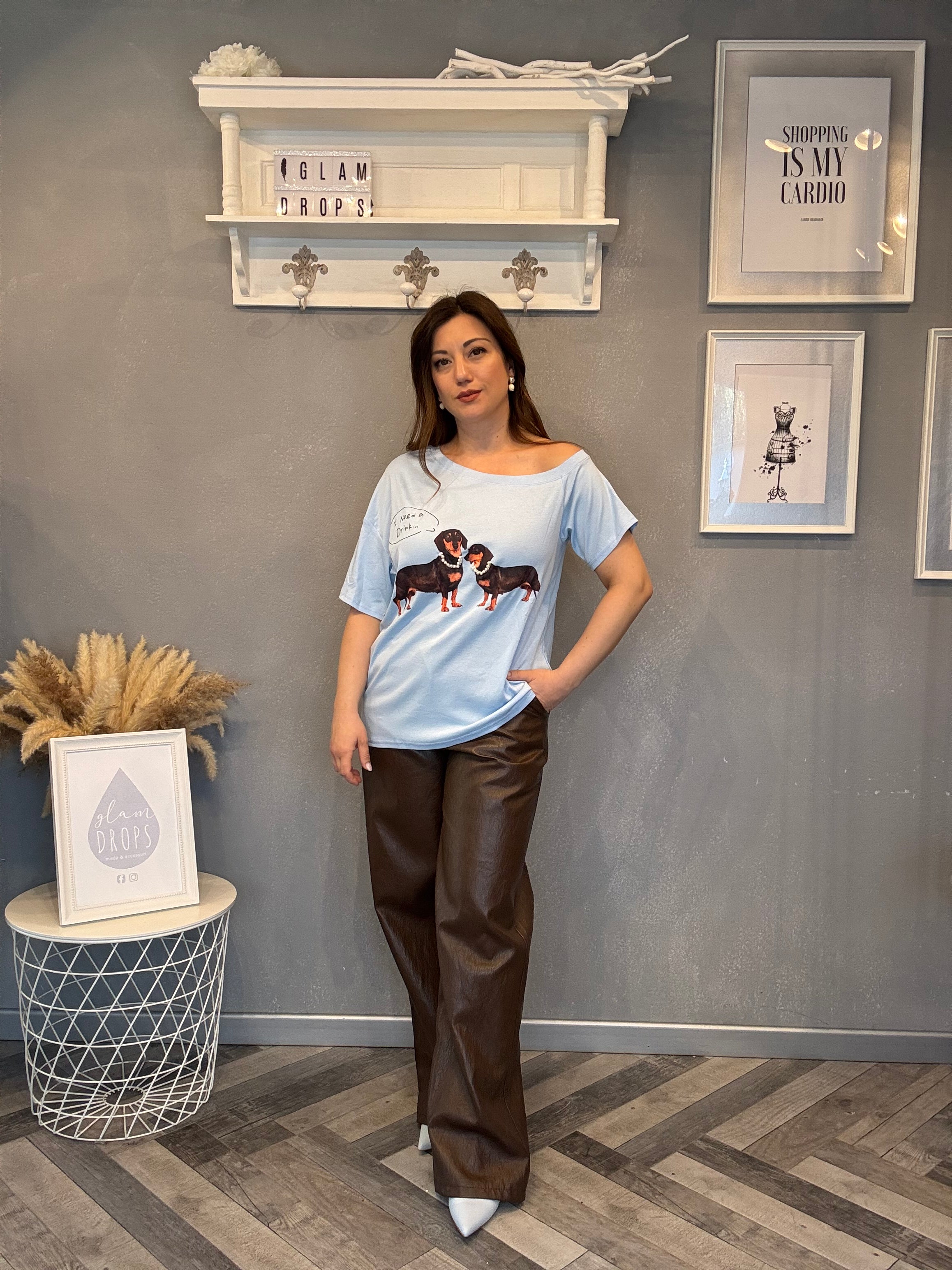 T-shirt bassotti celeste
